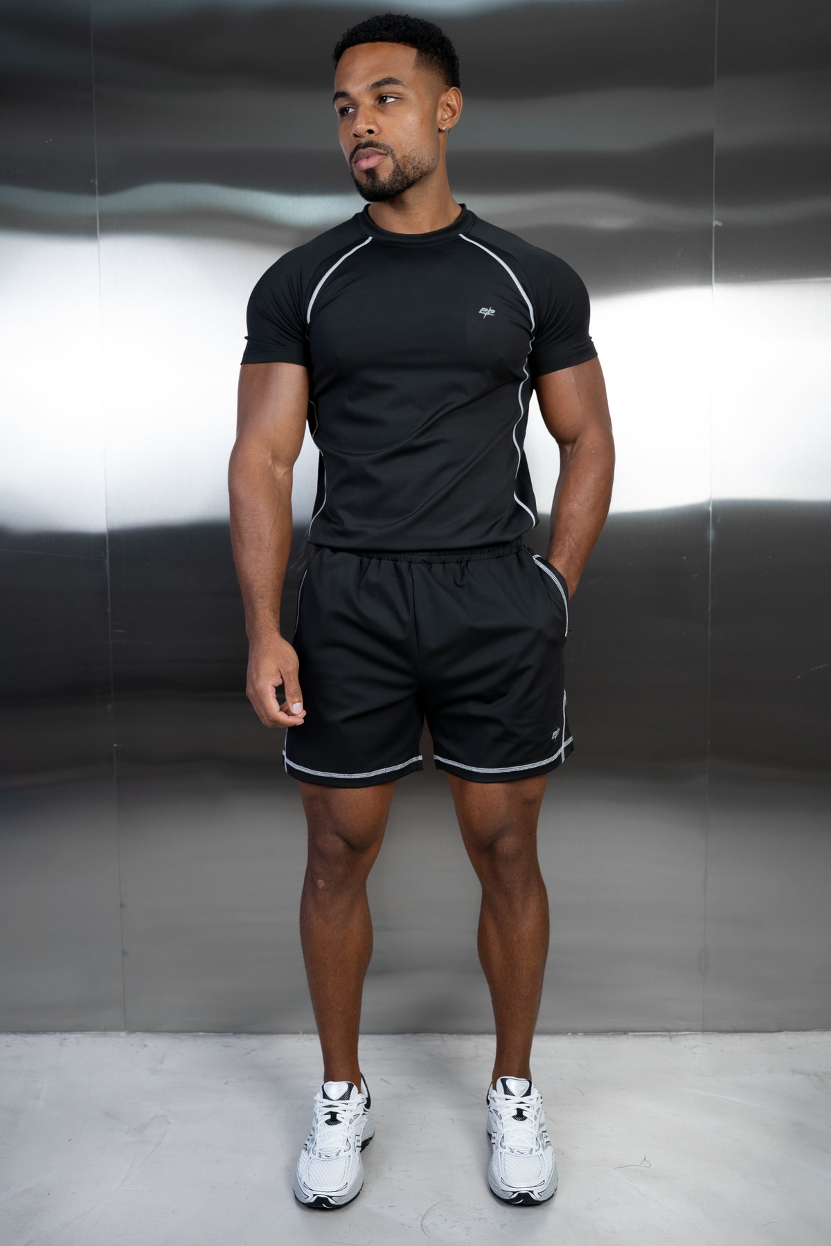 Contrast Stitch Training T-Shirt - Black