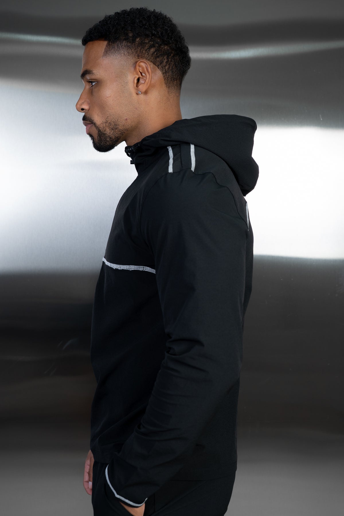 Contrast Stitch Quarter Zip Windbreaker - Black
