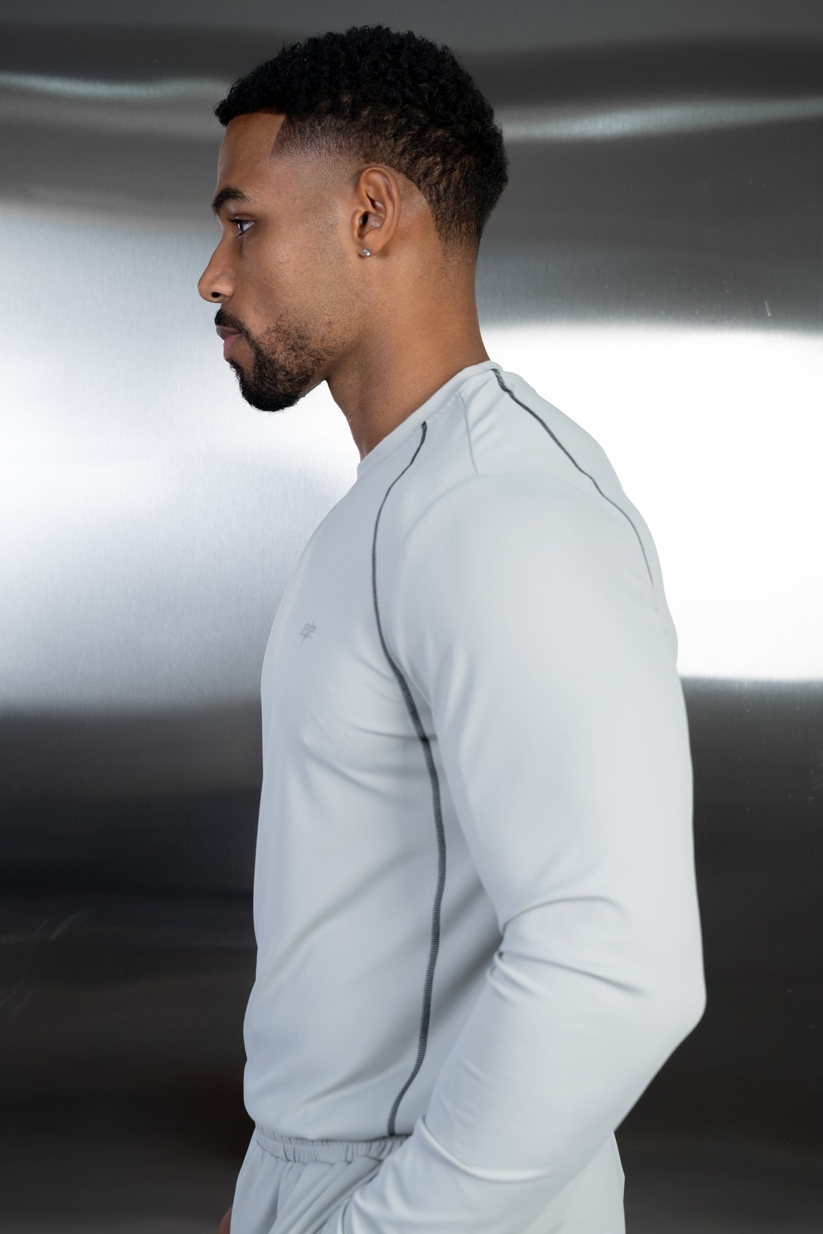 Contrast Stitch Long Sleeve Training T-Shirt - Grey
