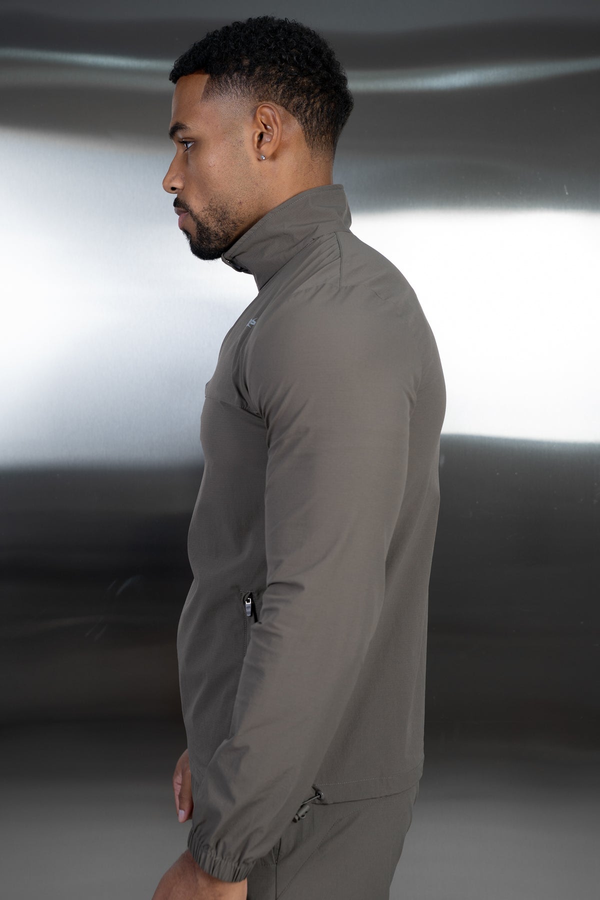 Destruct Track Quarter Zip Windbreaker - Mocha