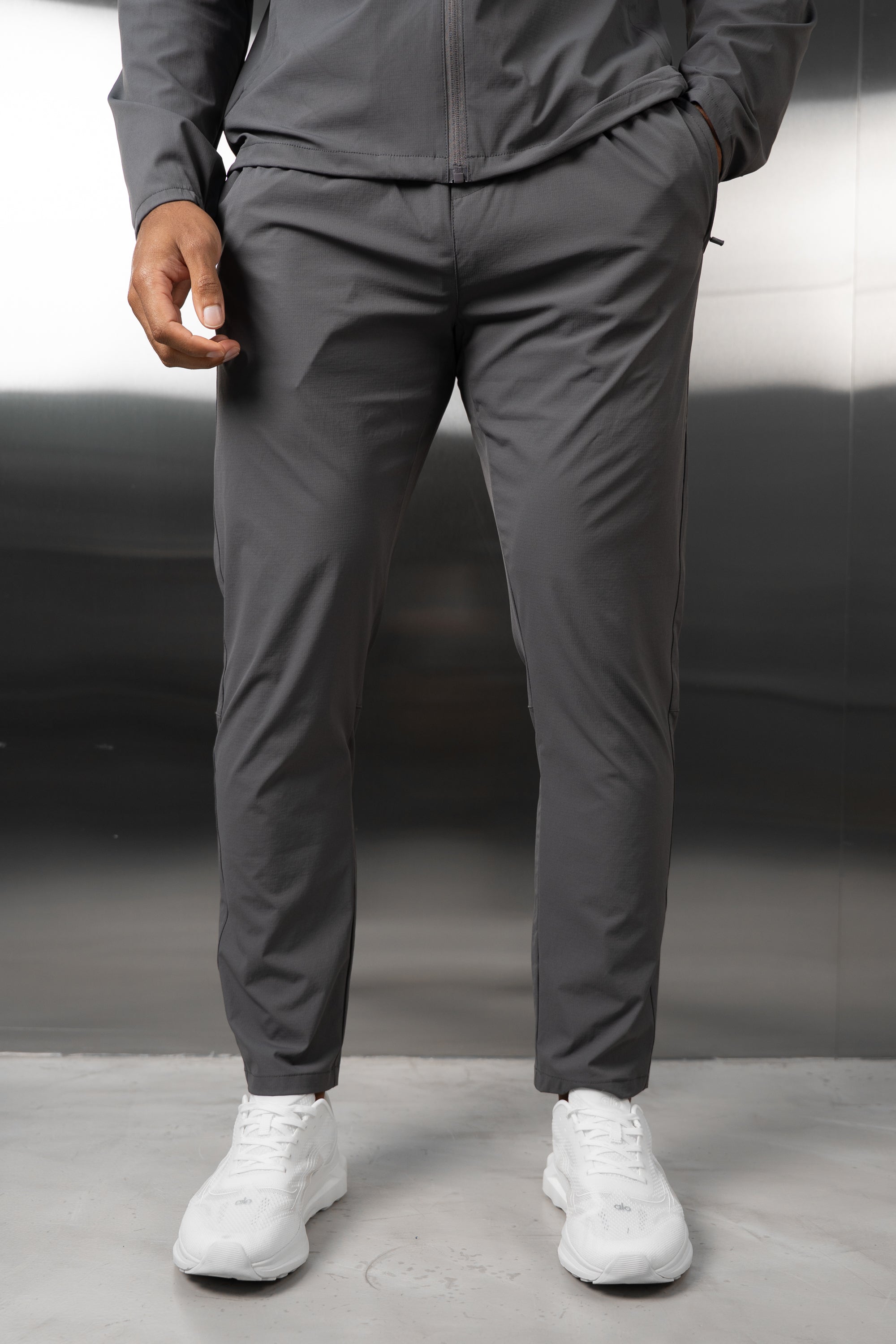 Hydra Technical Bottoms - Charcoal