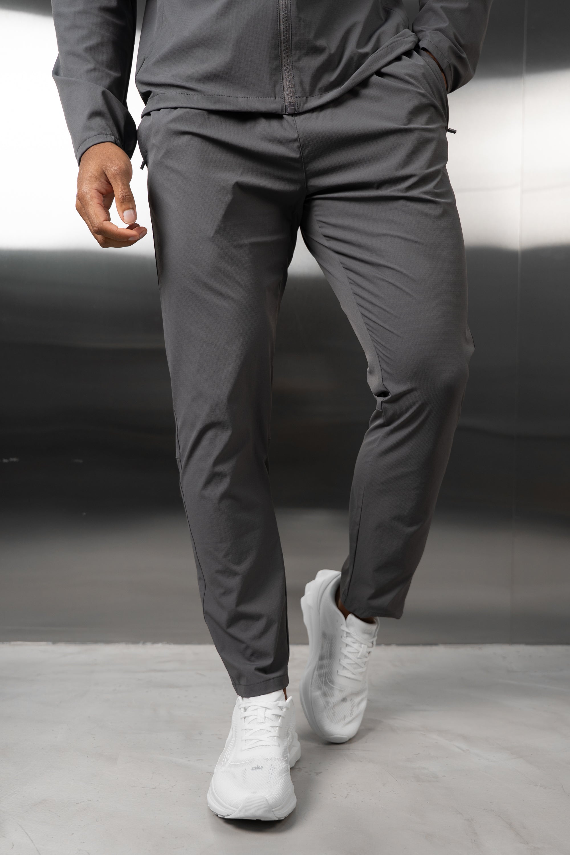 Hydra Technical Bottoms - Charcoal