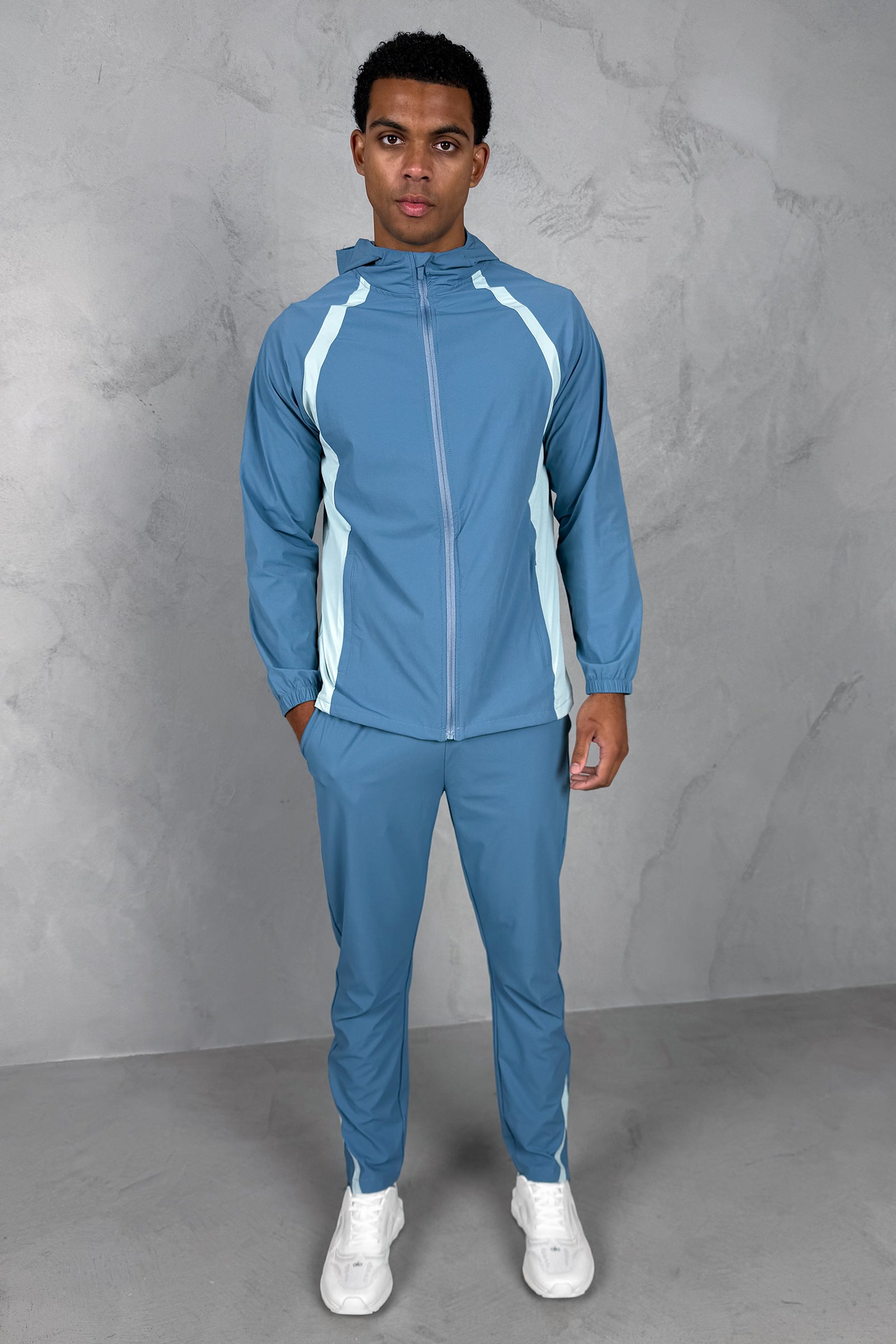 Synergy Tech Pant - Light Blue