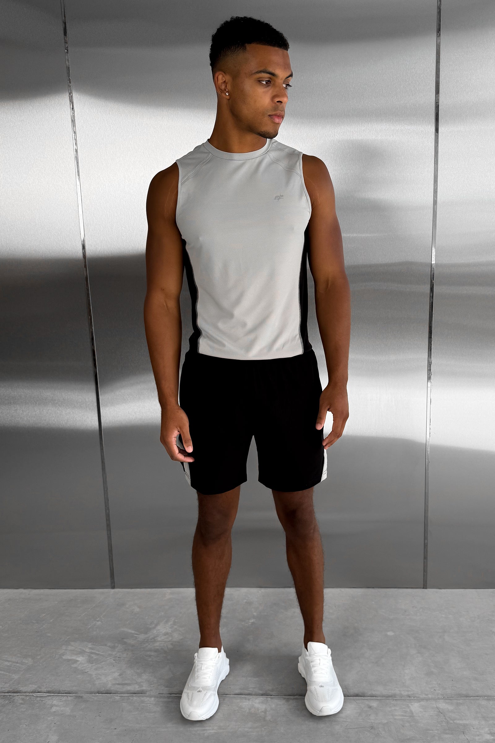 Synergy Training Short - Black/Grey