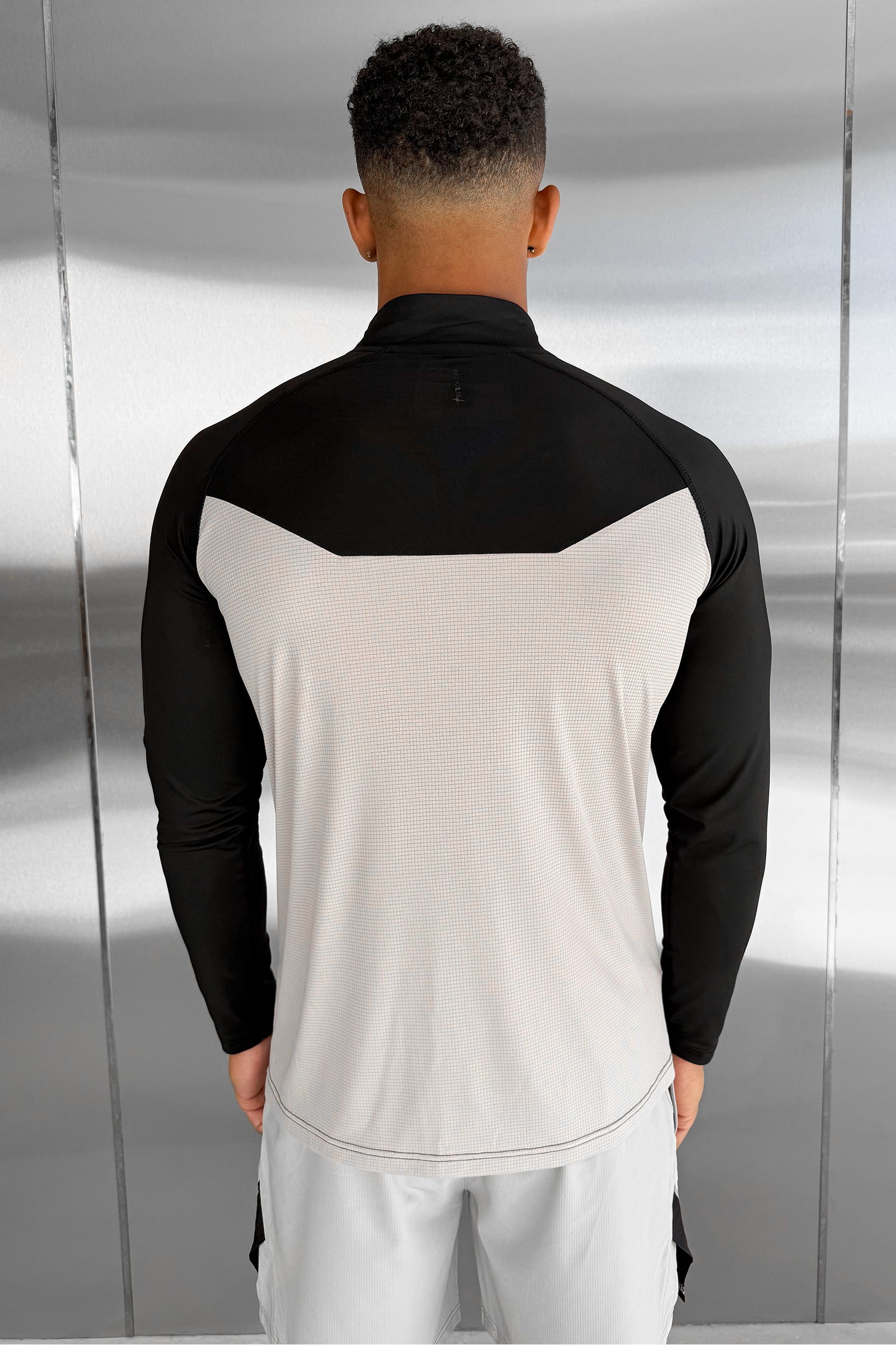 Synergy Quarter Zip Training Top - Black/Grey