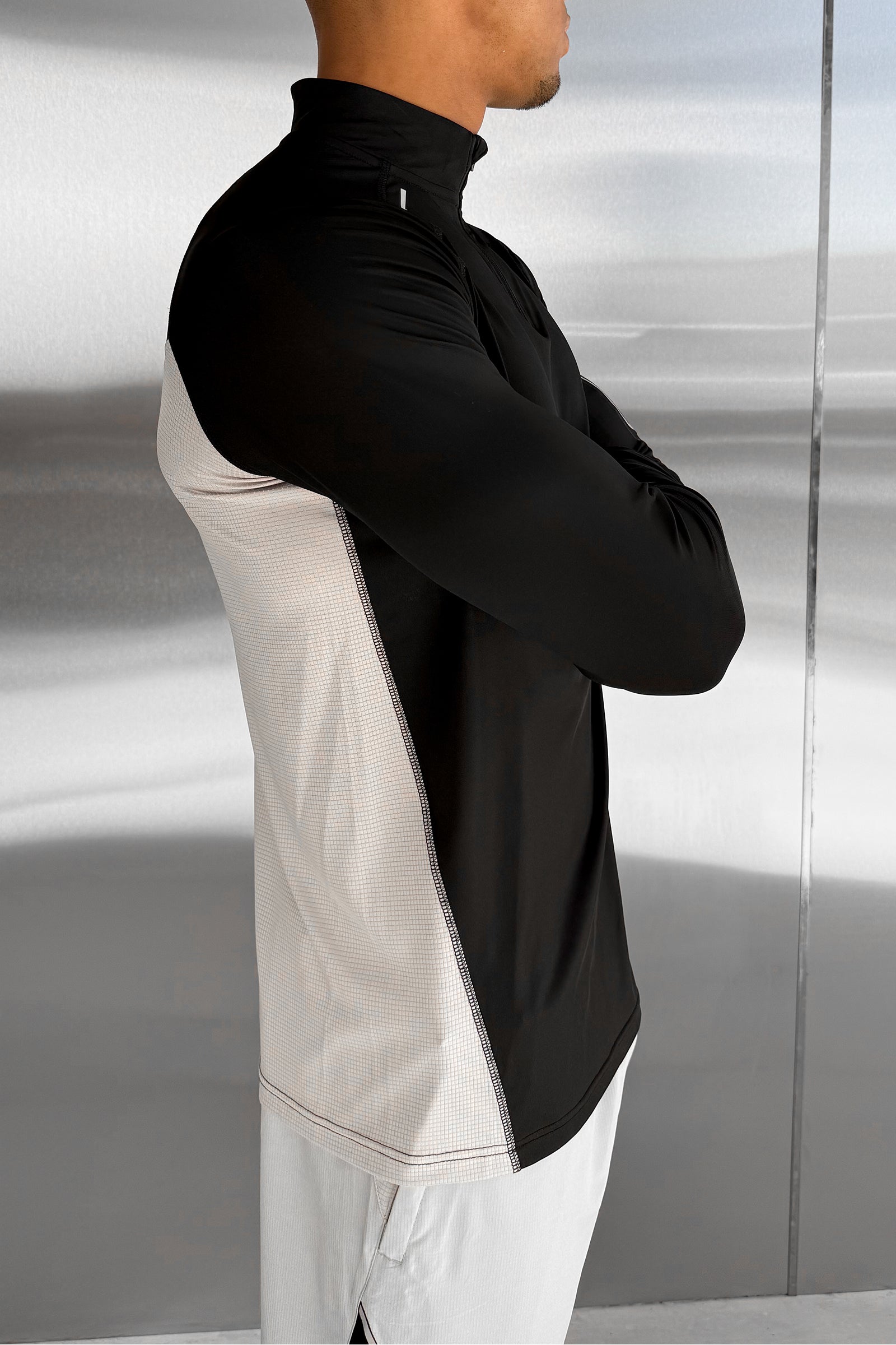 Synergy Quarter Zip Training Top - Black/Grey