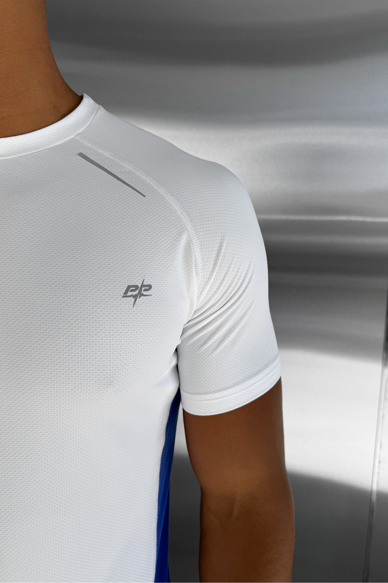 Synergy Training T-Shirt - White/Royal Blue