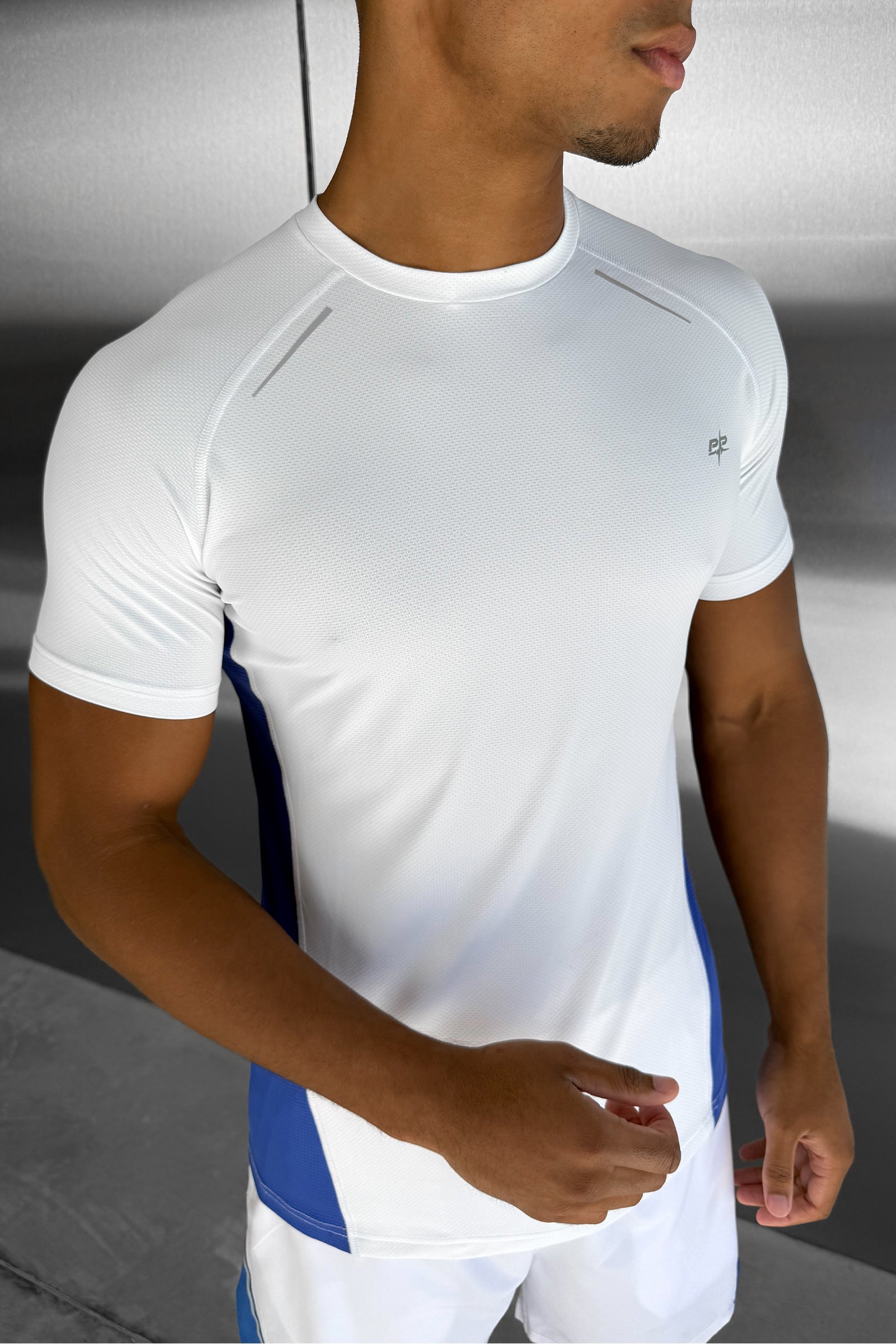 Synergy Training T-Shirt - White/Royal Blue