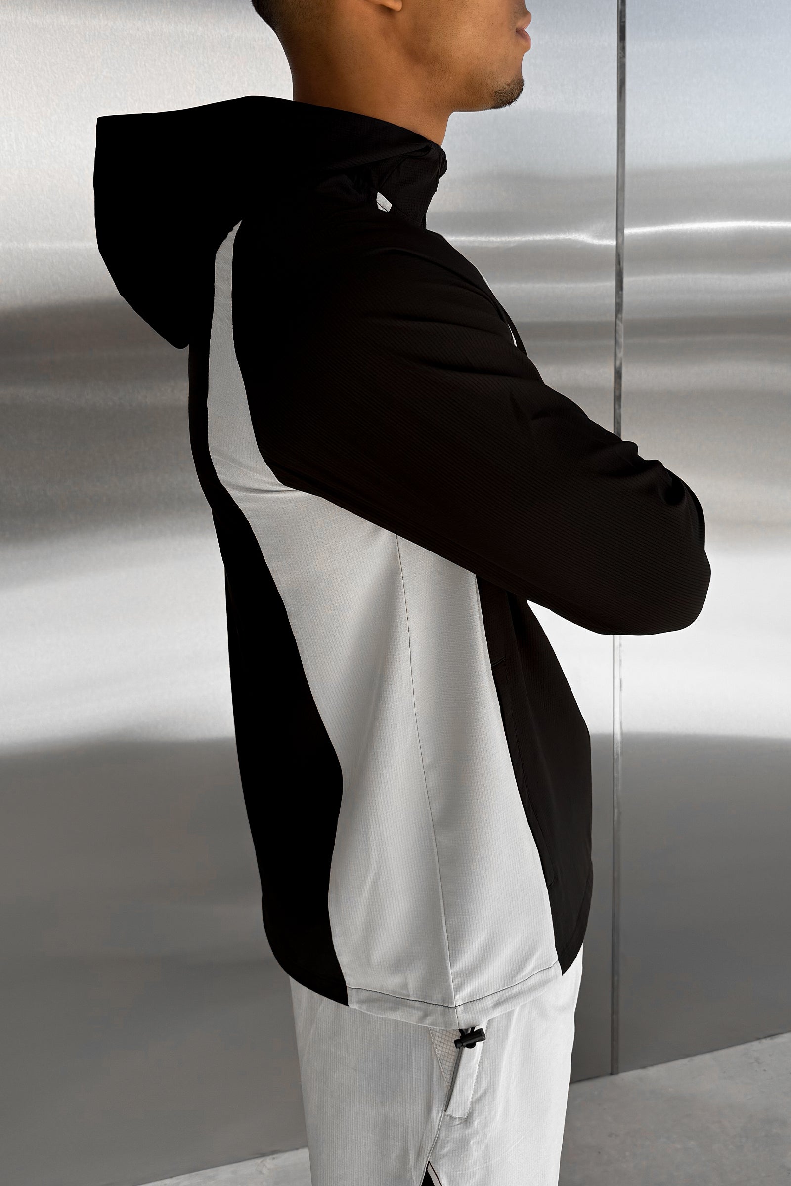 Synergy Technical Windbreaker Jacket - Black/Grey