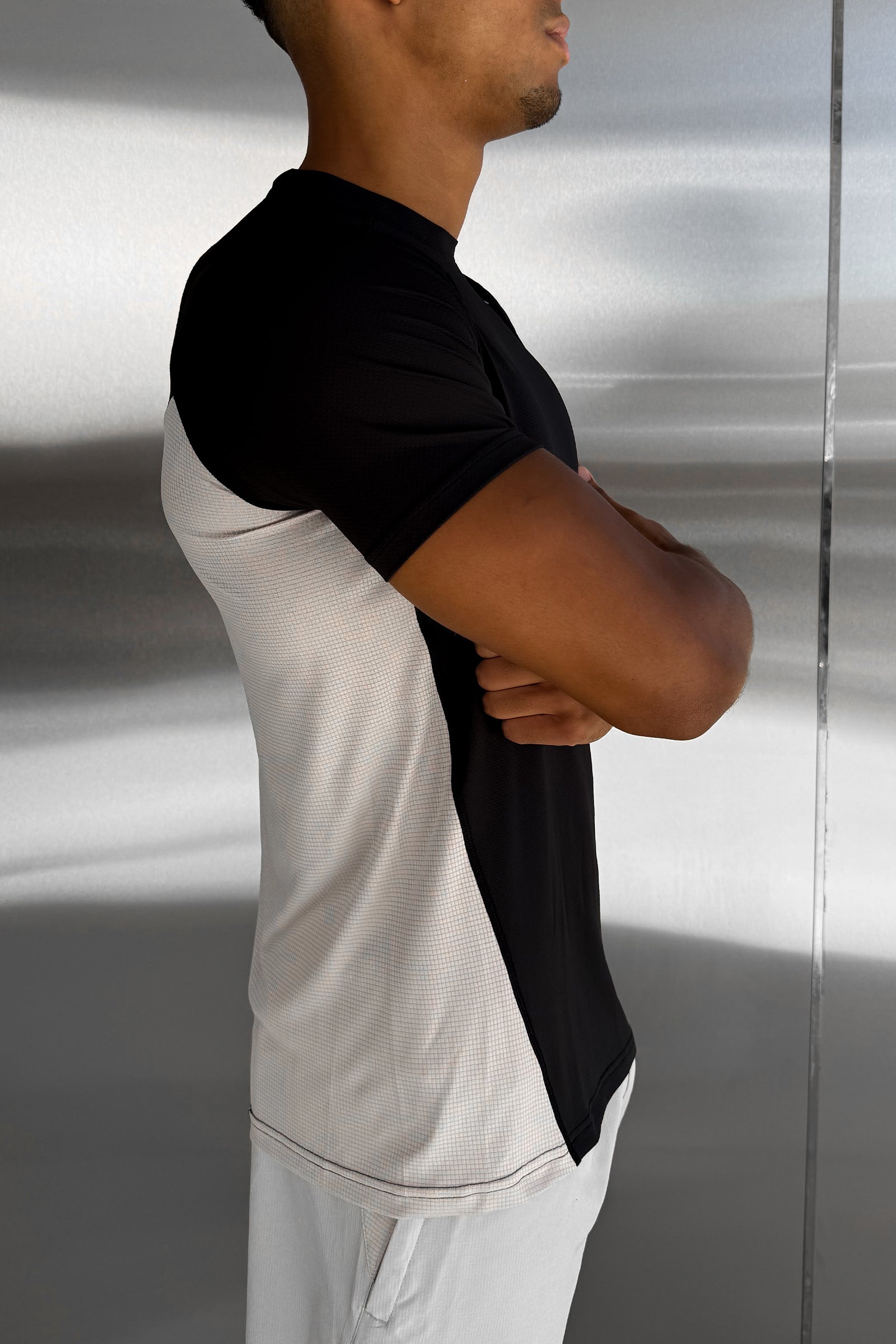 Synergy Training T-Shirt - Black/Grey