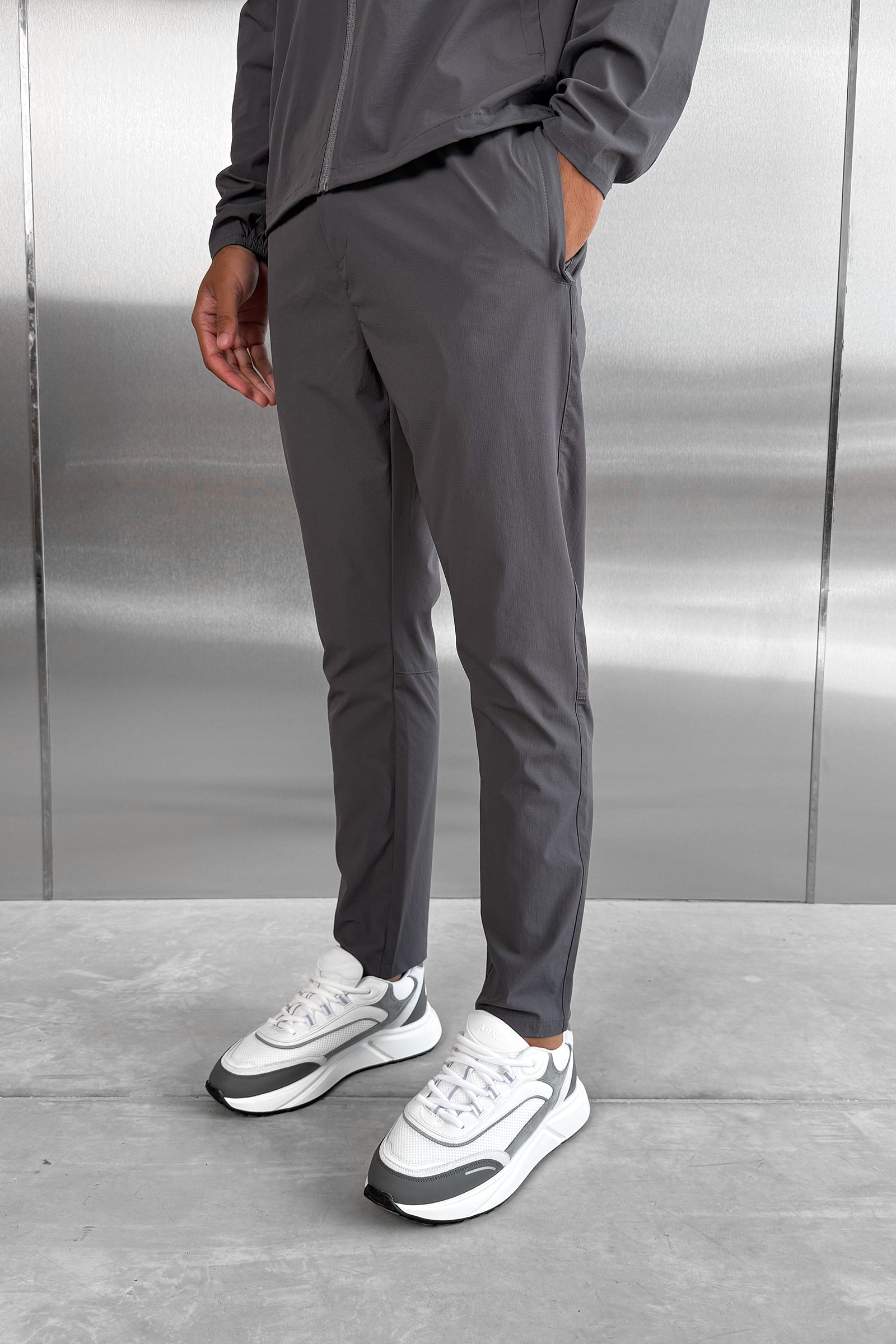 Hydra Technical Bottoms - Charcoal