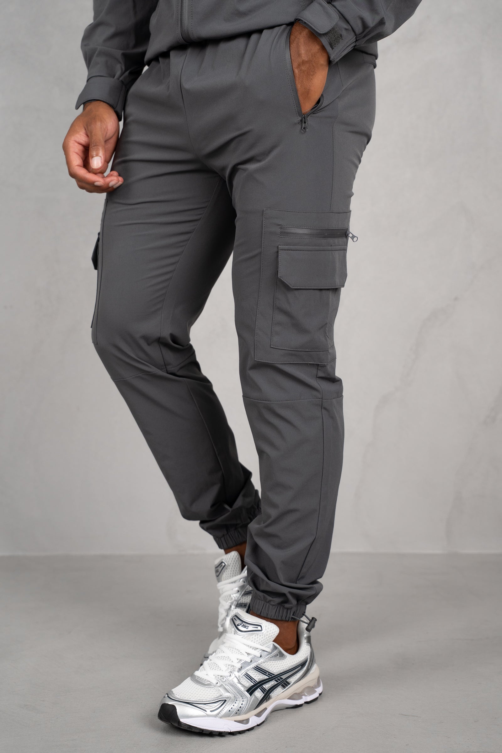 Pulse Tech Pant - Charcoal