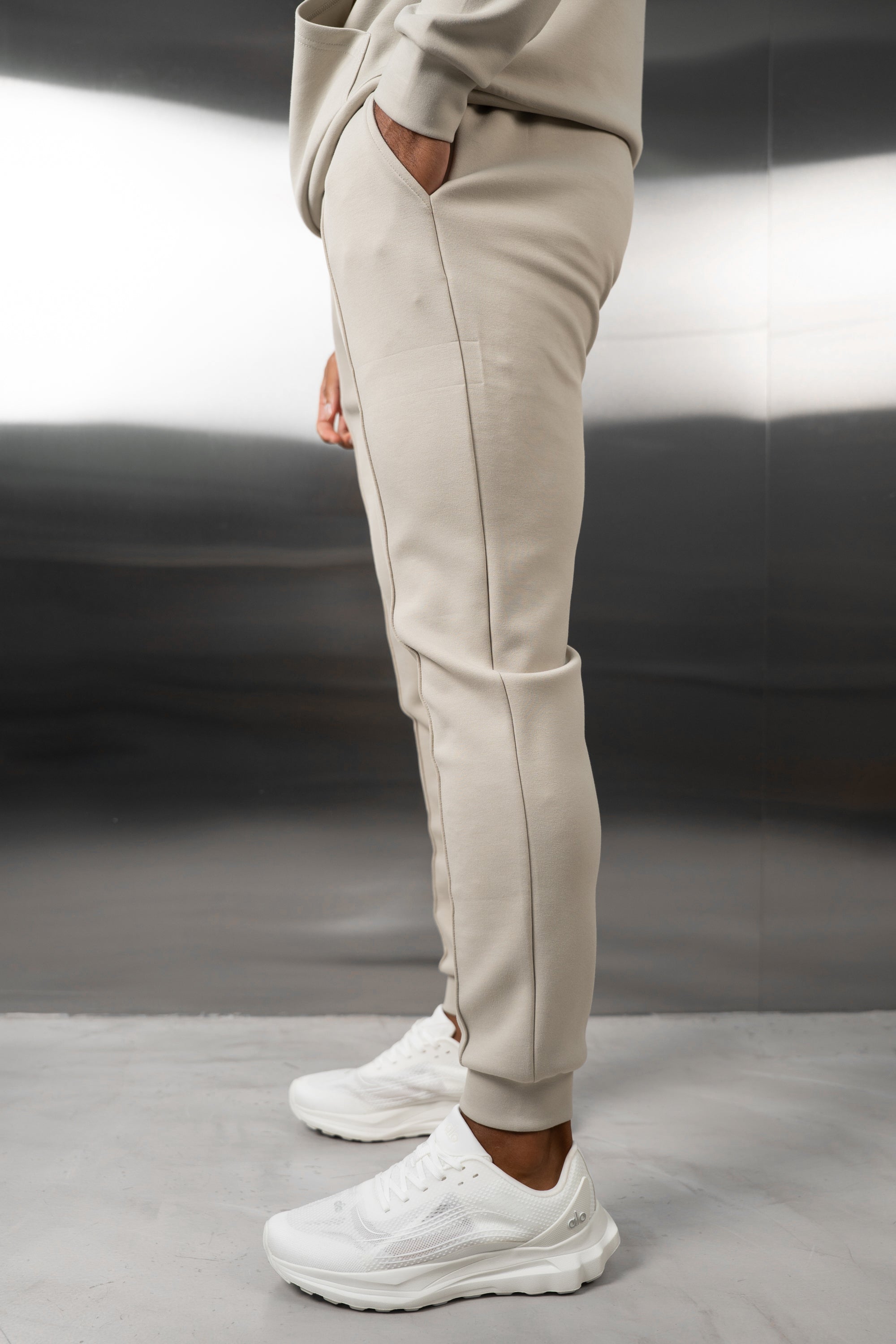 Everyday Scuba Jogger - Taupe