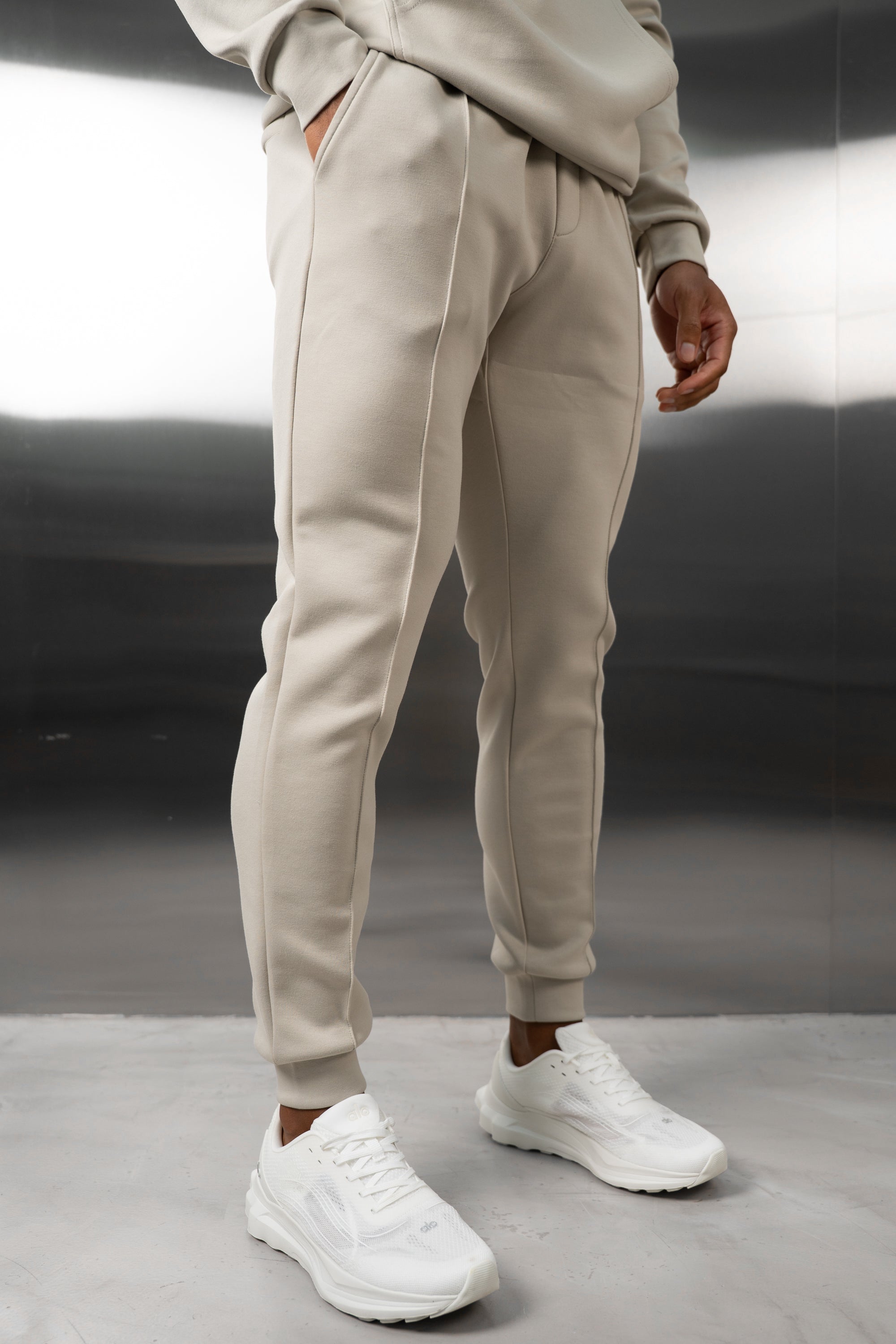 Everyday Scuba Jogger - Taupe