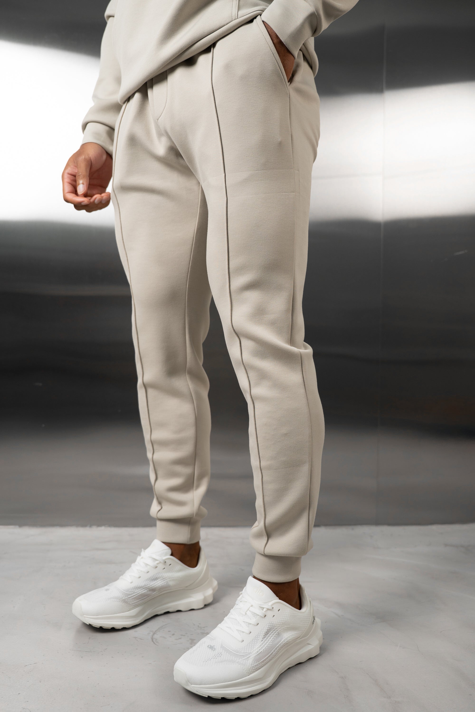 Everyday Scuba Jogger - Taupe