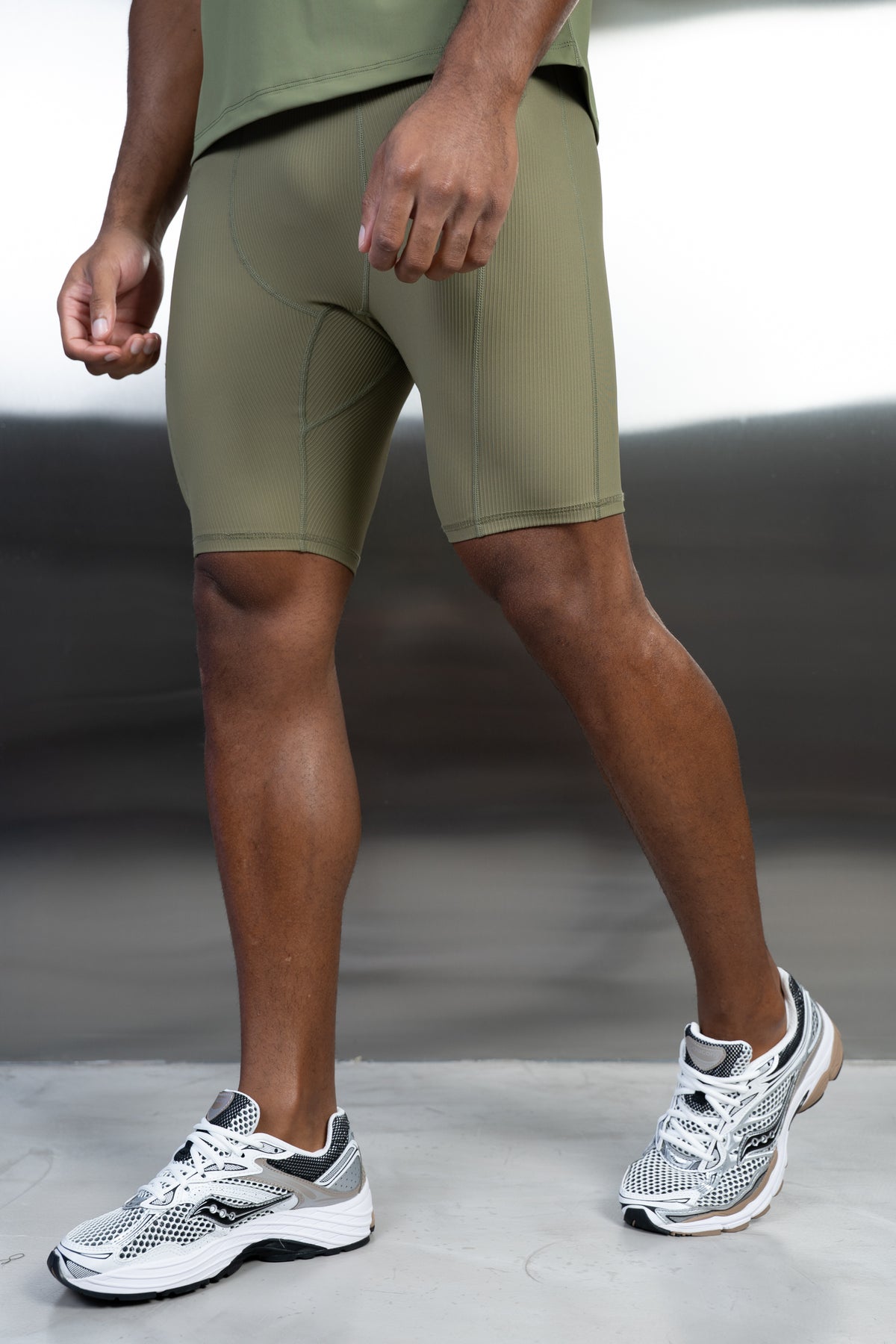 Stride Training Tank - Olive