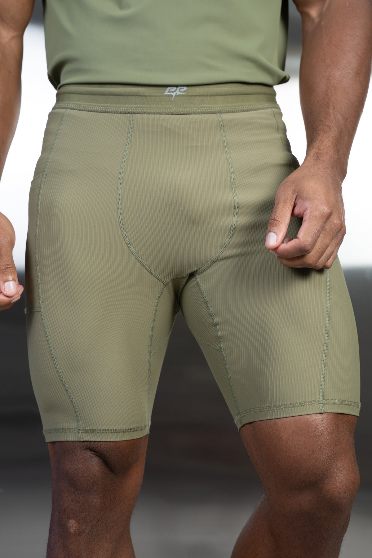 Stride Ribbed Compression Shorts - Olive