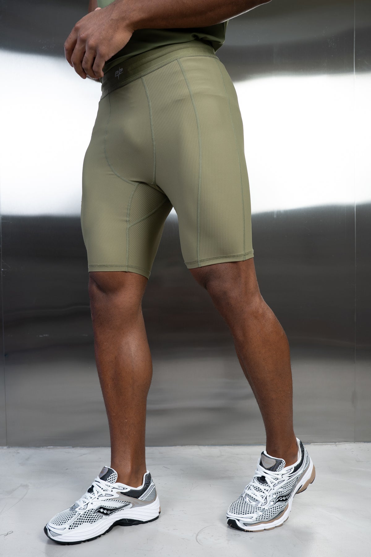 Stride Ribbed Compression Shorts - Olive