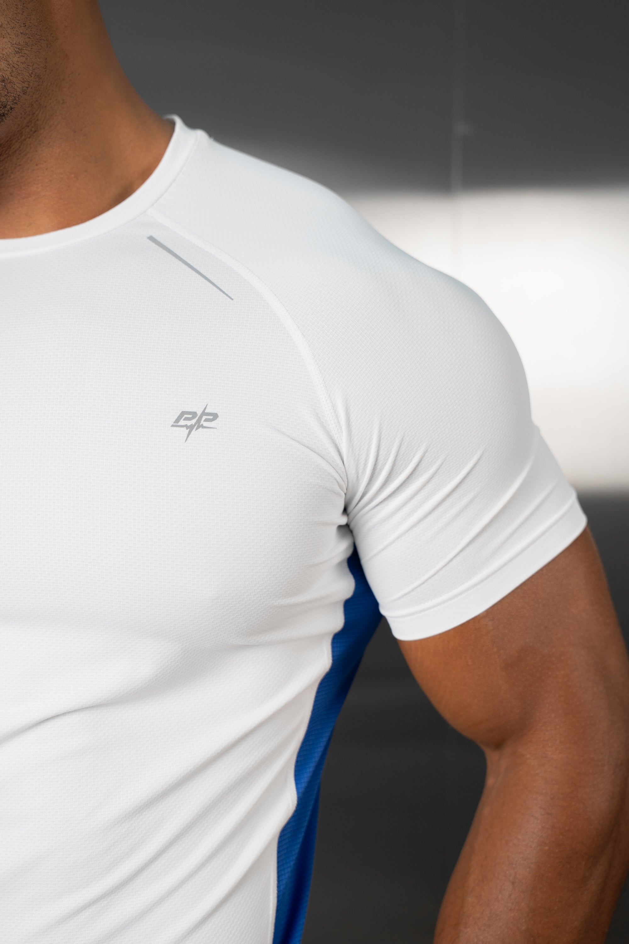 Synergy Training T-Shirt - White/Royal Blue