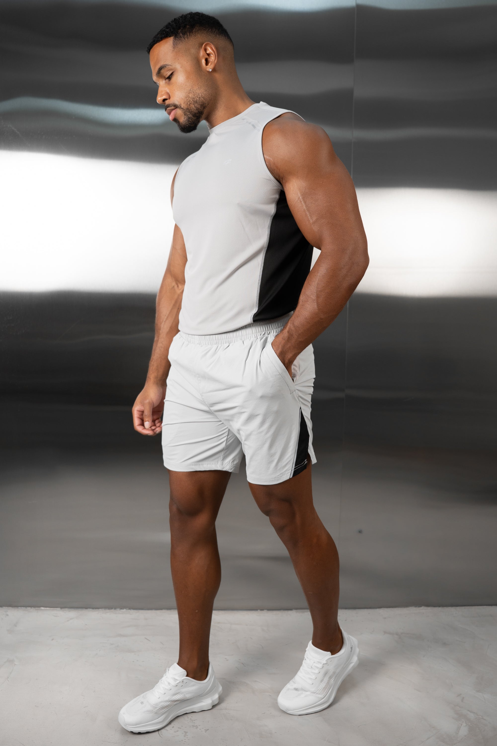 Synergy Training Vest - Grey/Black