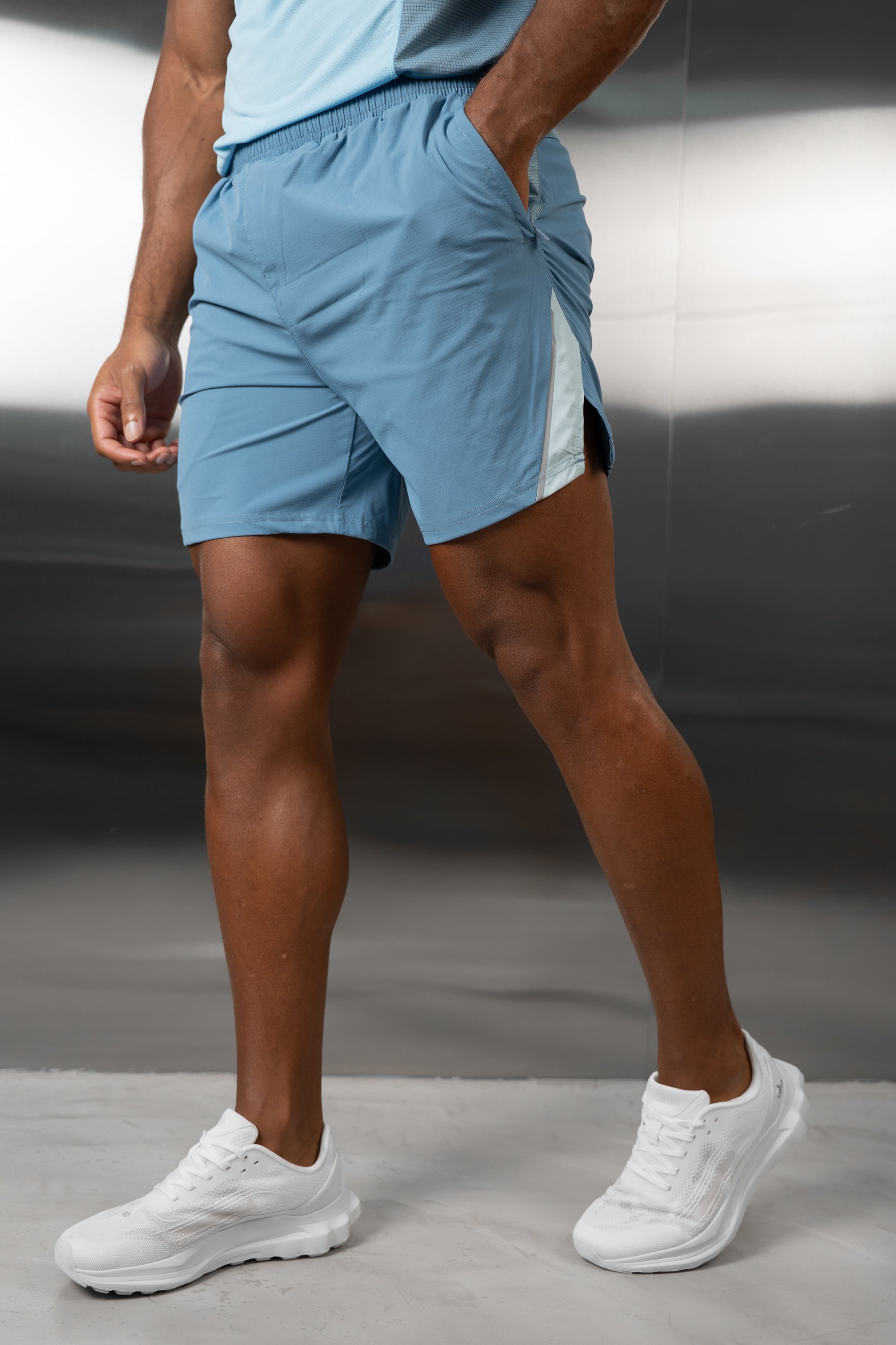 Synergy Training Short - Pale Blue