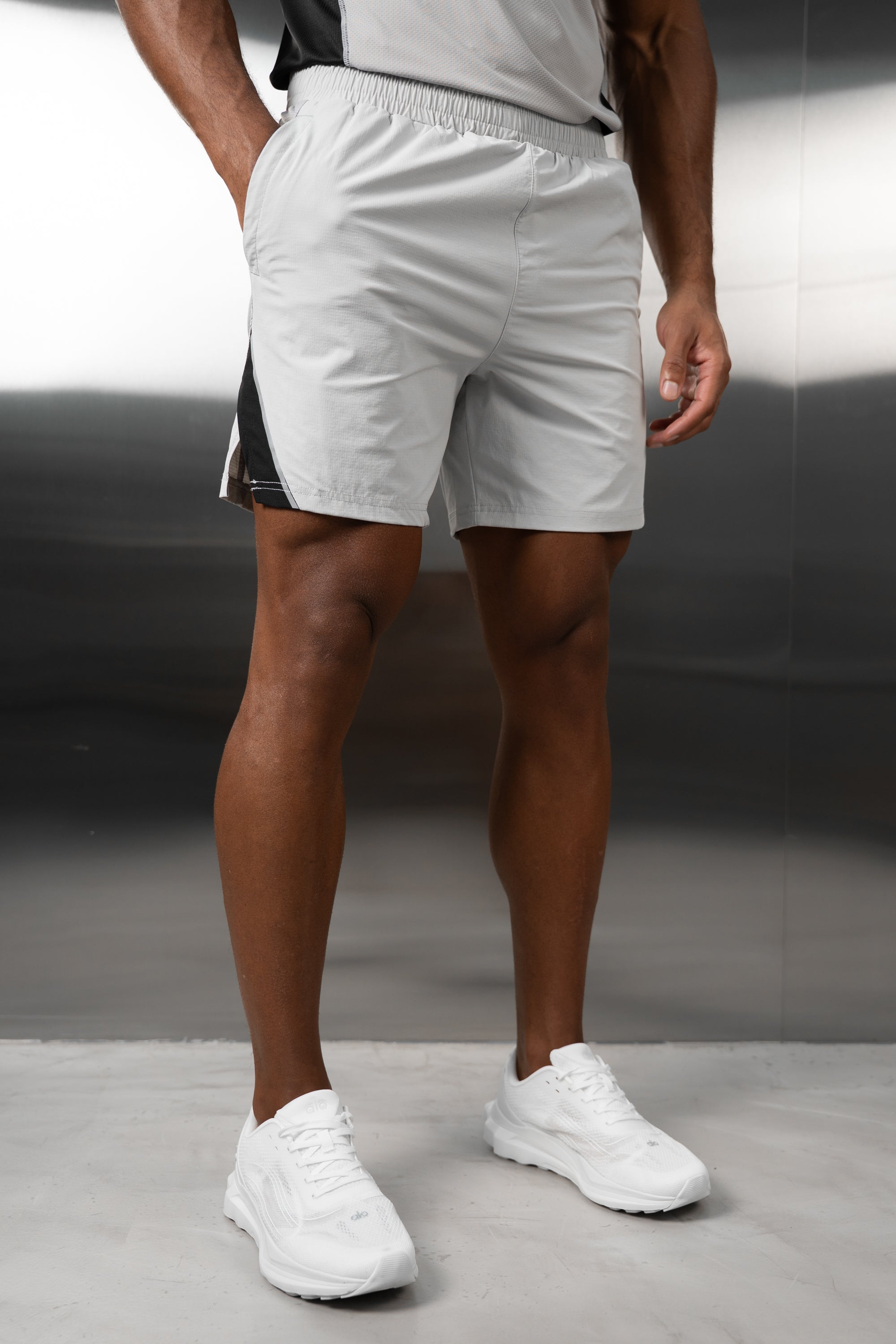 Synergy Training Short - Grey/Black