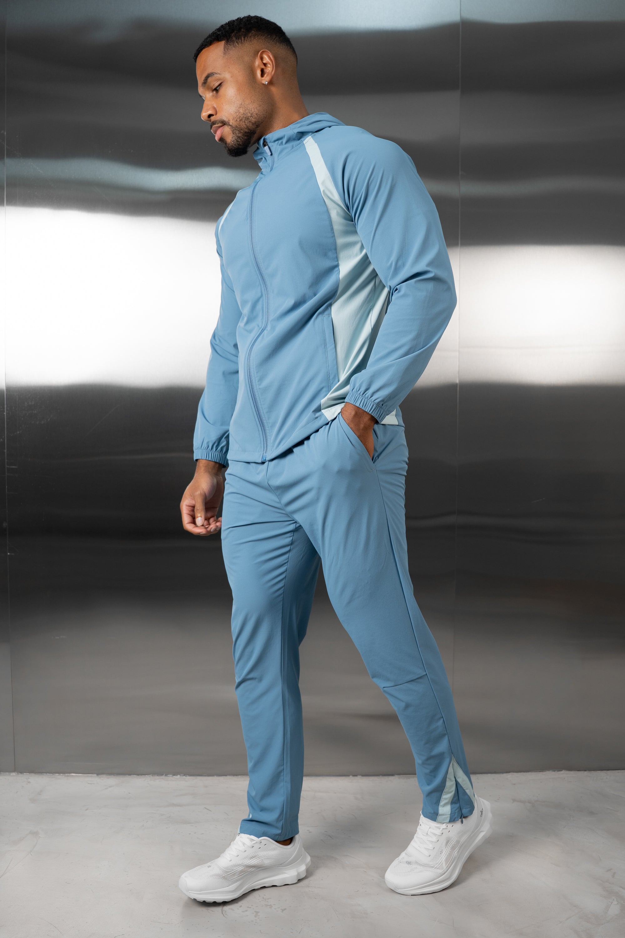 Synergy Tech Pant - Light Blue