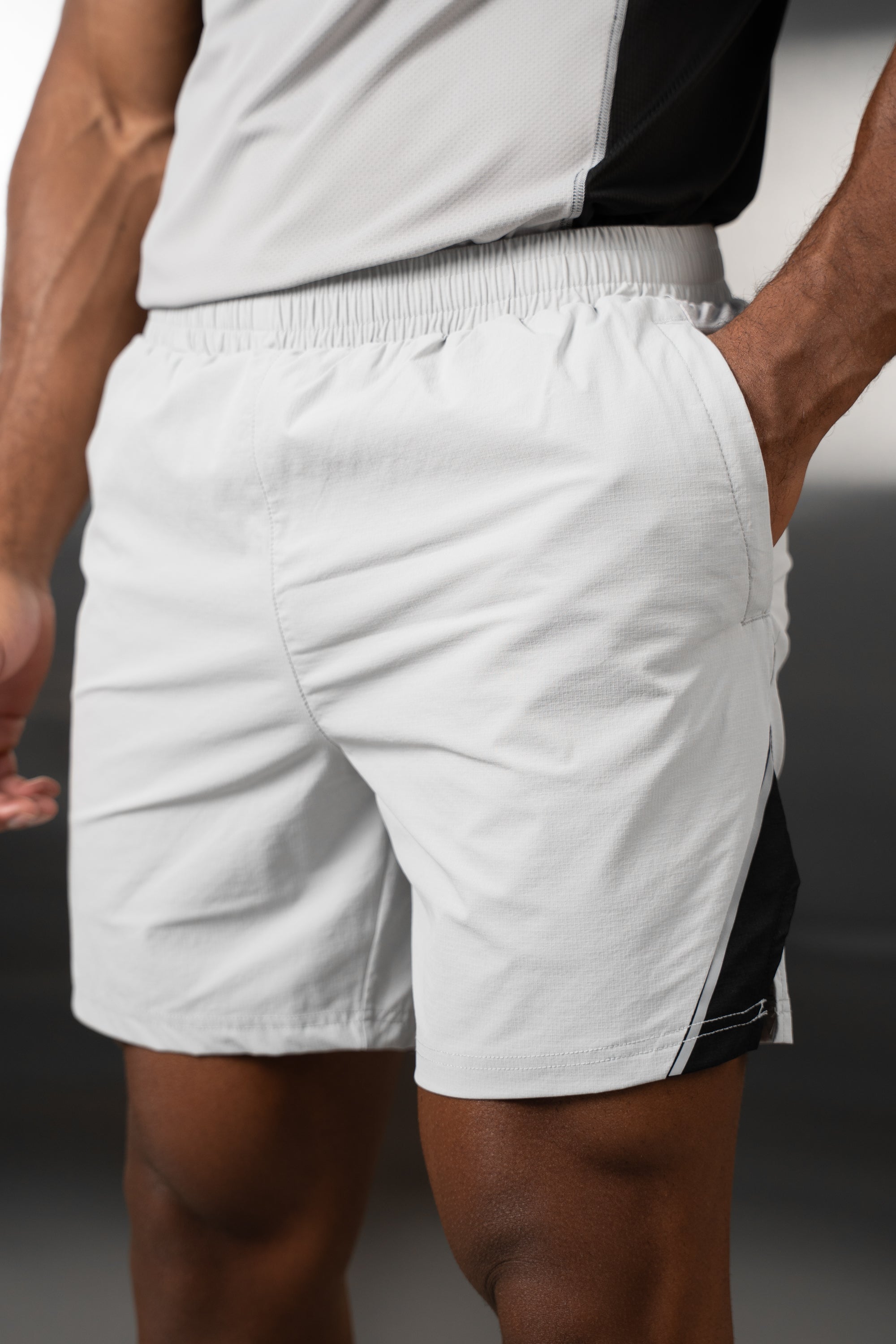Synergy Training Short - Grey/Black