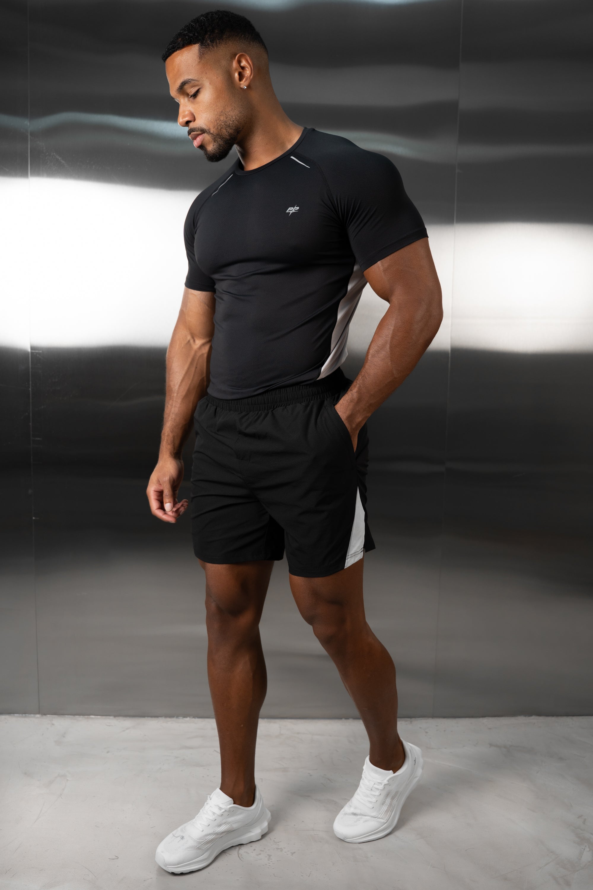 Synergy Training T-Shirt - Black/Grey