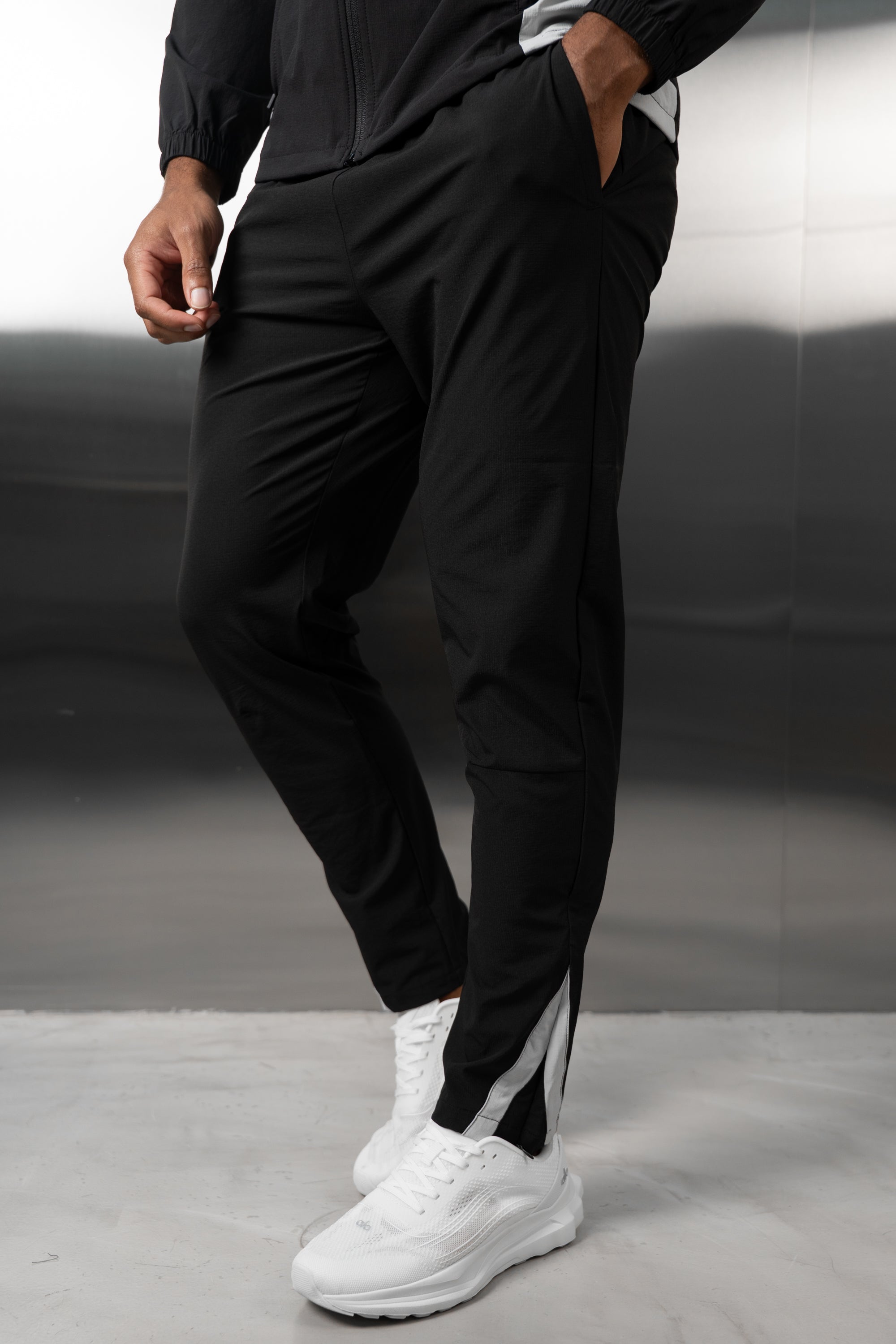 Synergy Tech Pant - Black