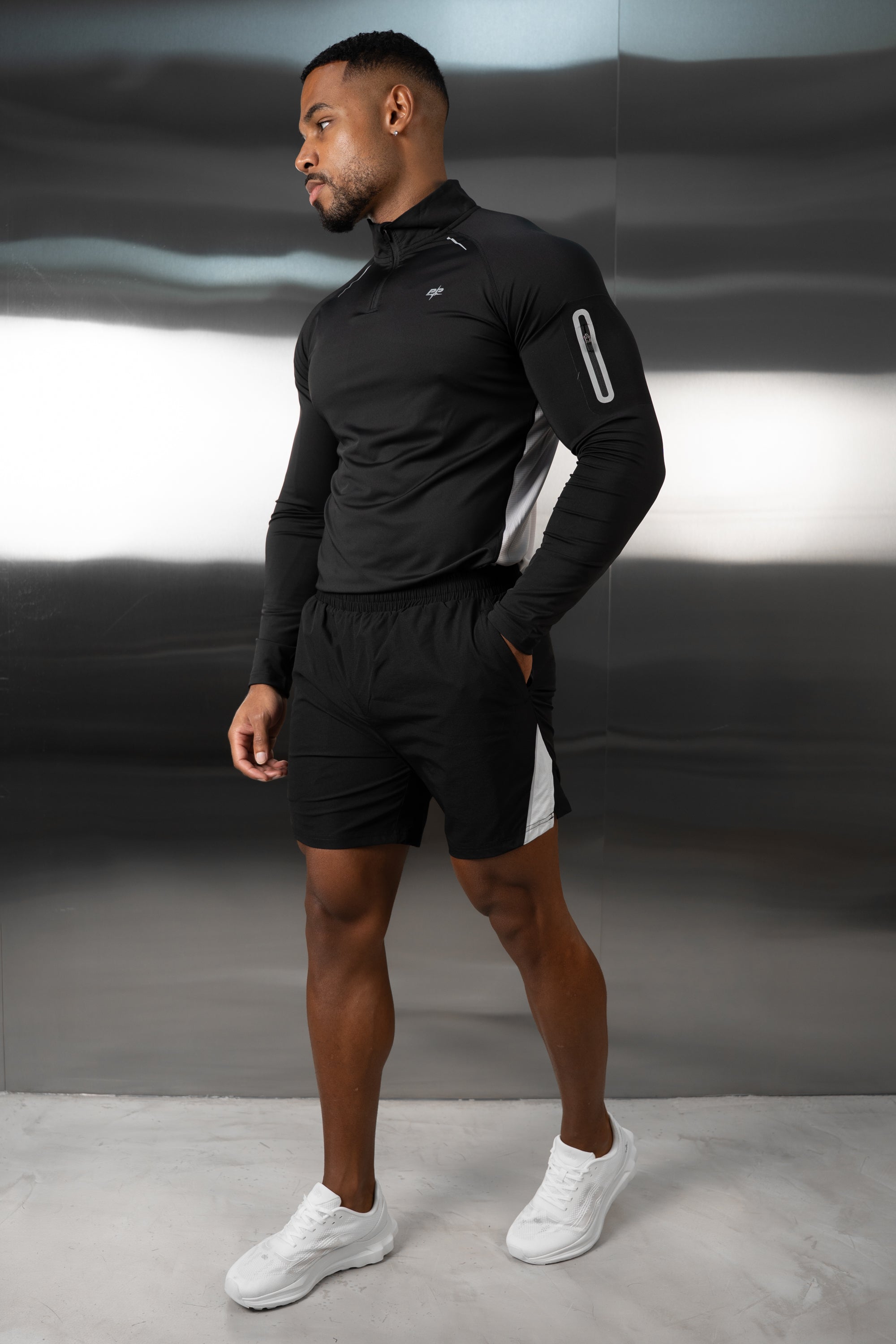 Synergy Quarter Zip Training Top - Black/Grey