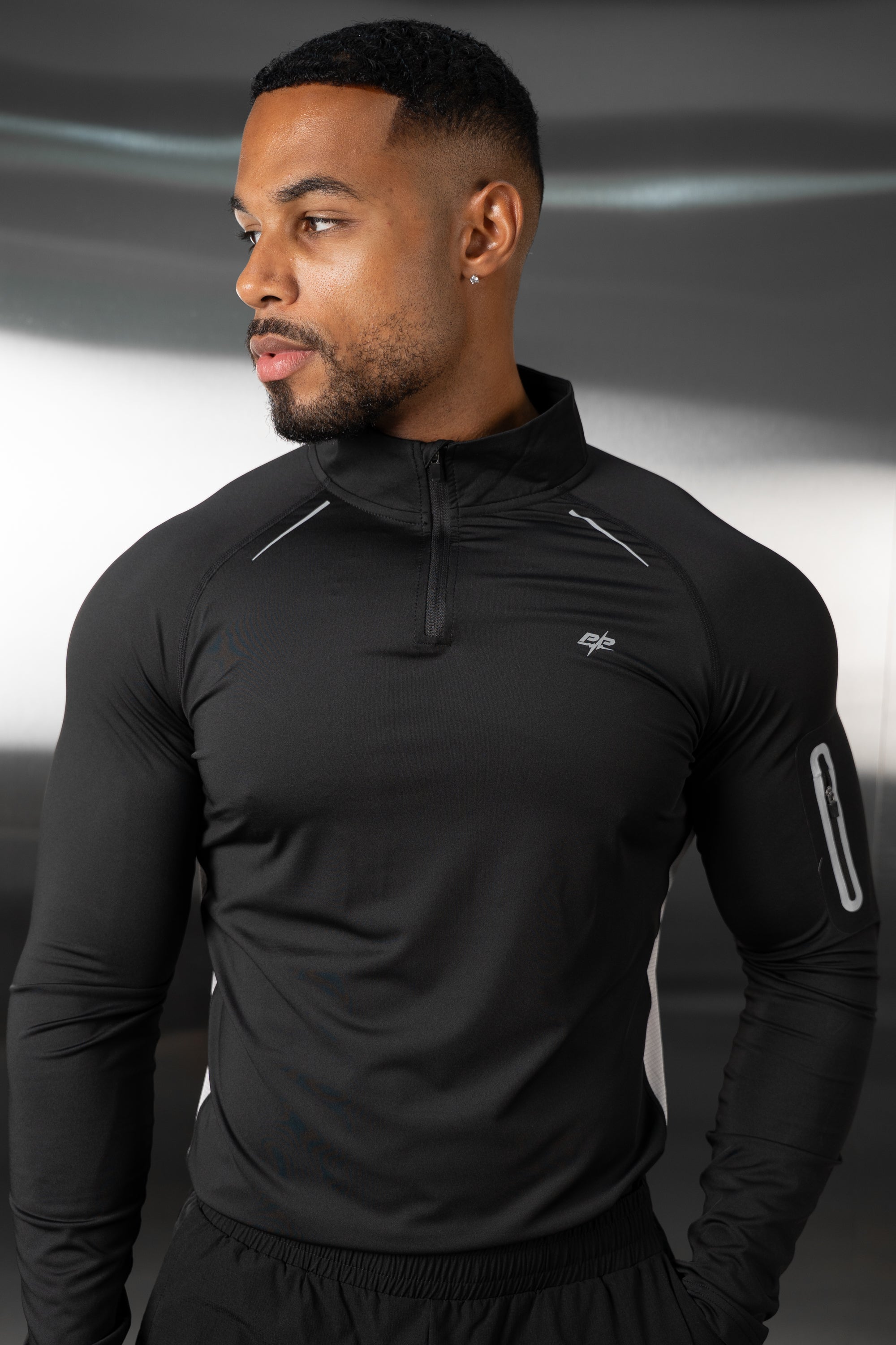 Synergy Quarter Zip Training Top - Black/Grey