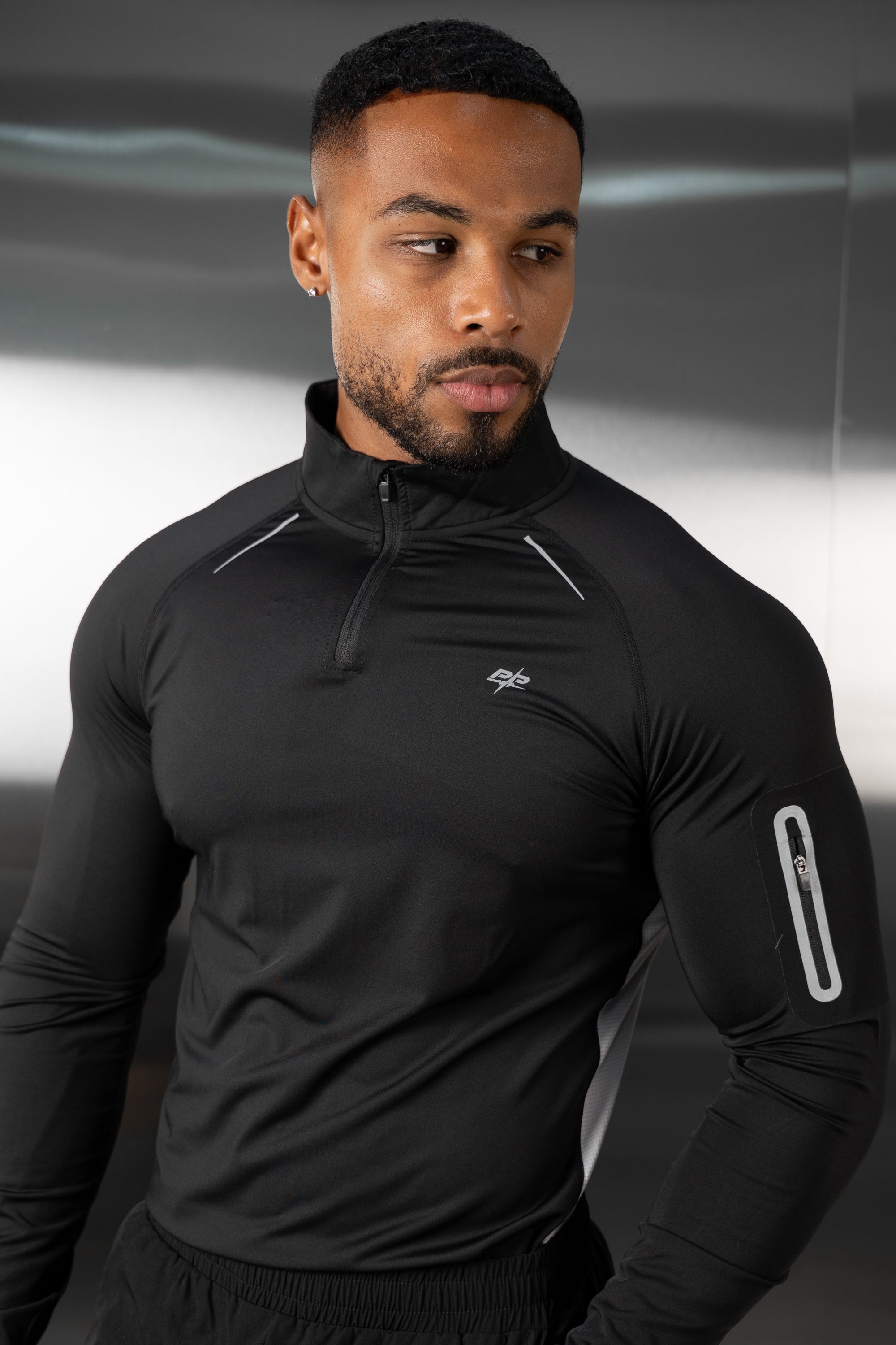 Synergy Quarter Zip Training Top - Black/Grey