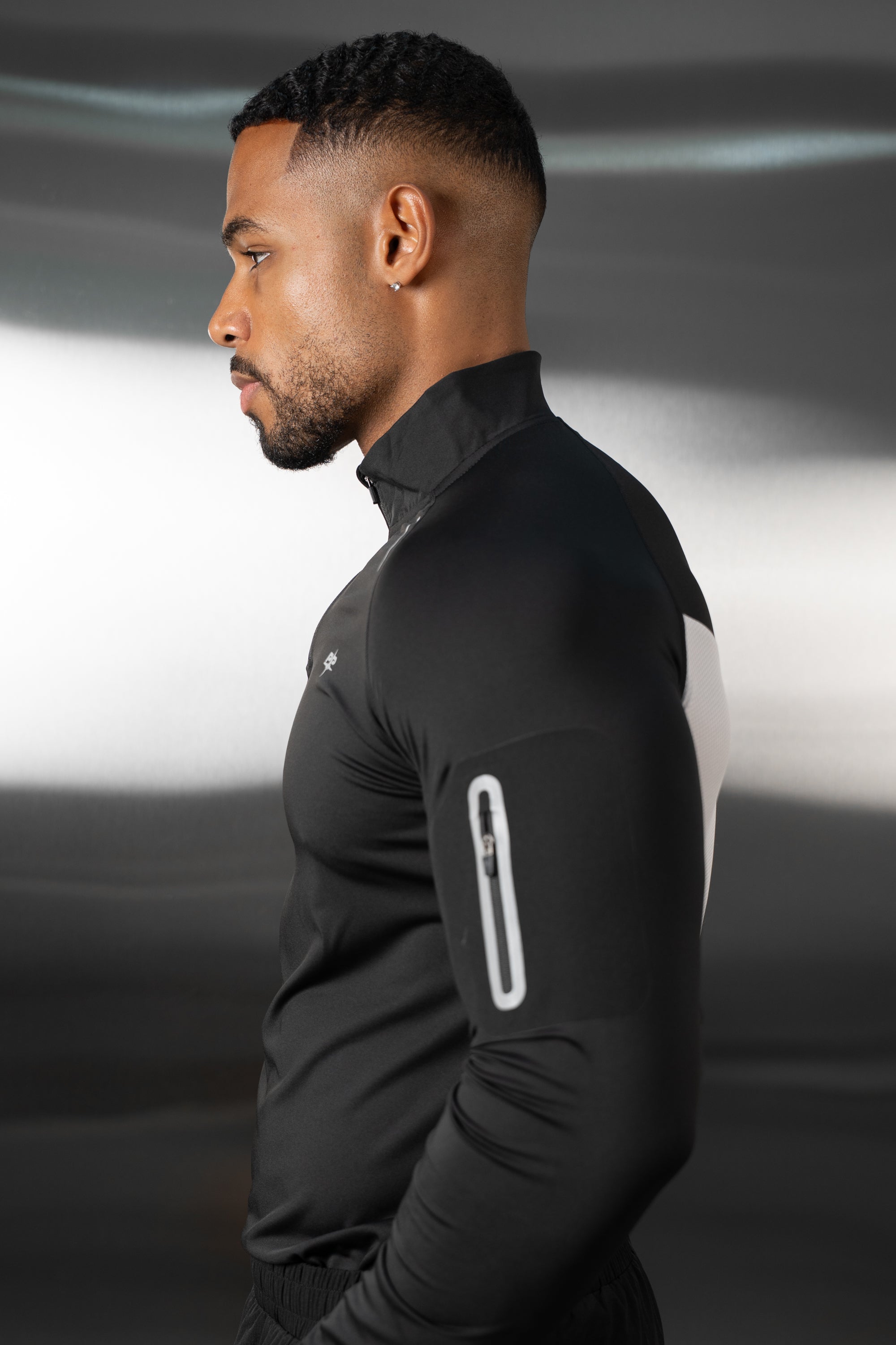 Synergy Quarter Zip Training Top - Black/Grey