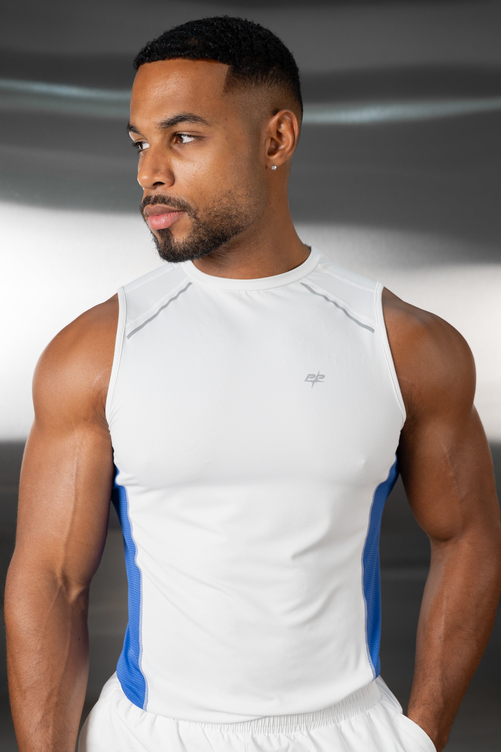 Synergy Training Vest - White/Royal Blue