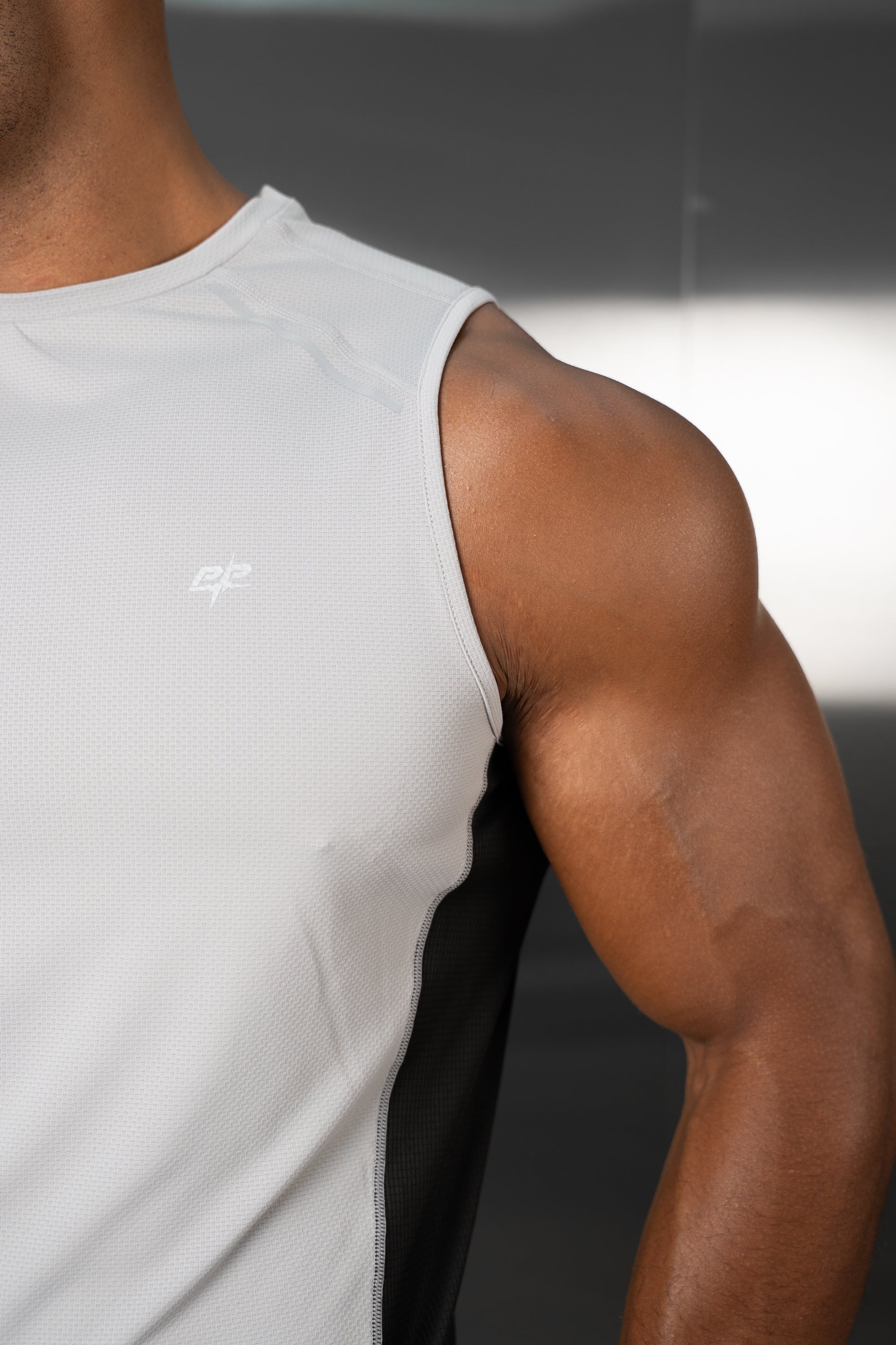 Synergy Training Vest - Grey/Black
