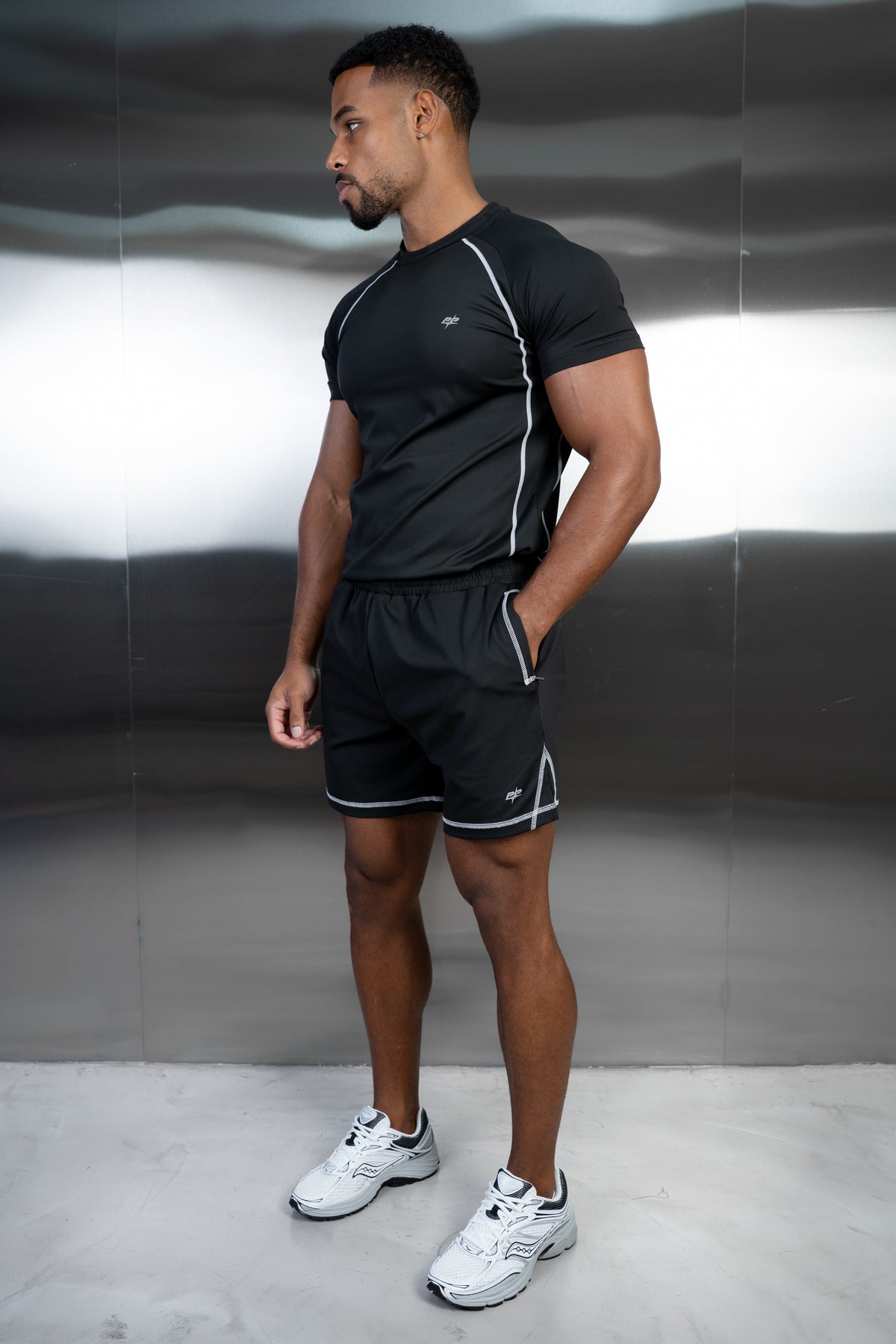 Contrast Stitch Training T-Shirt - Black