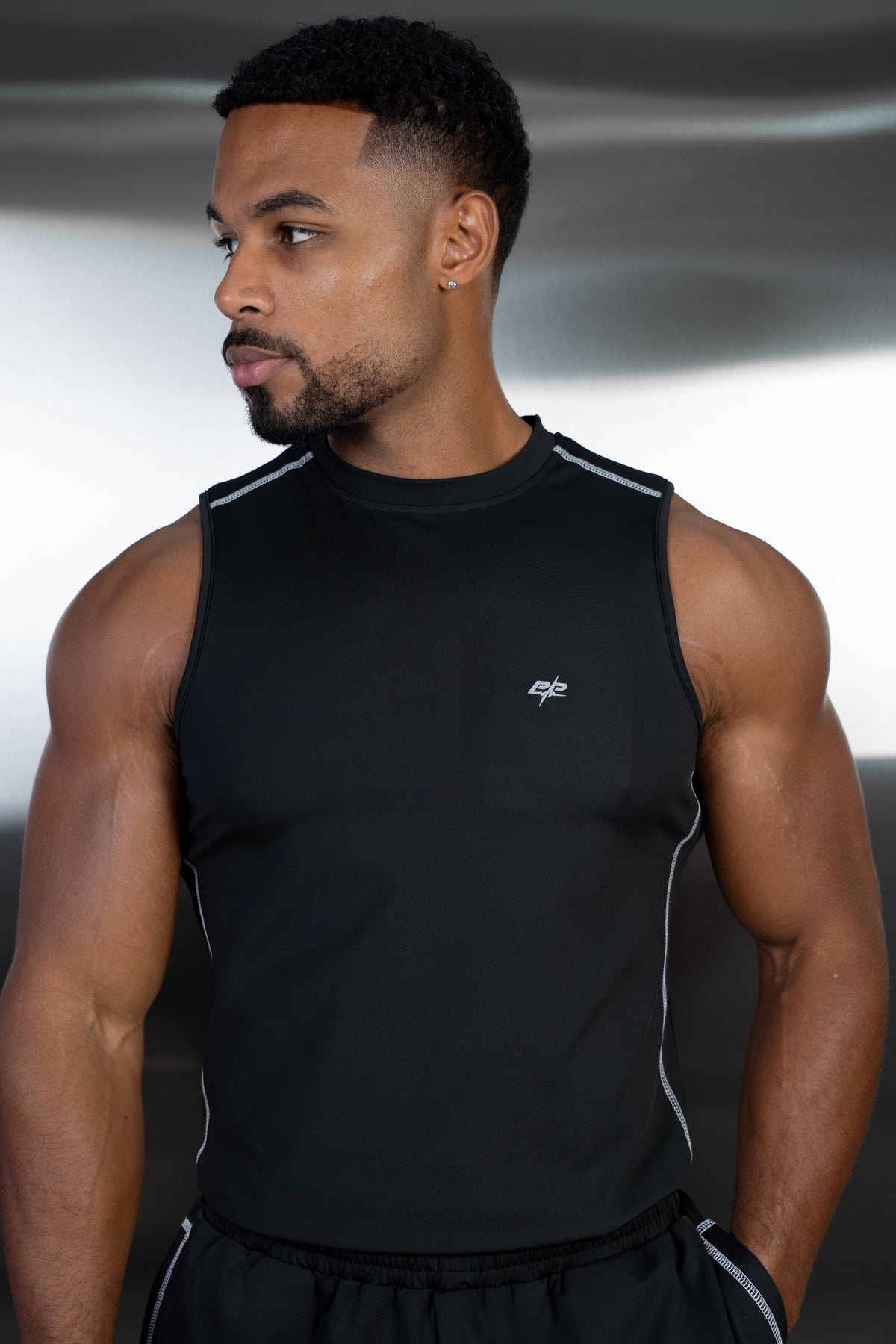 Contrast Stitch Training Short - Black