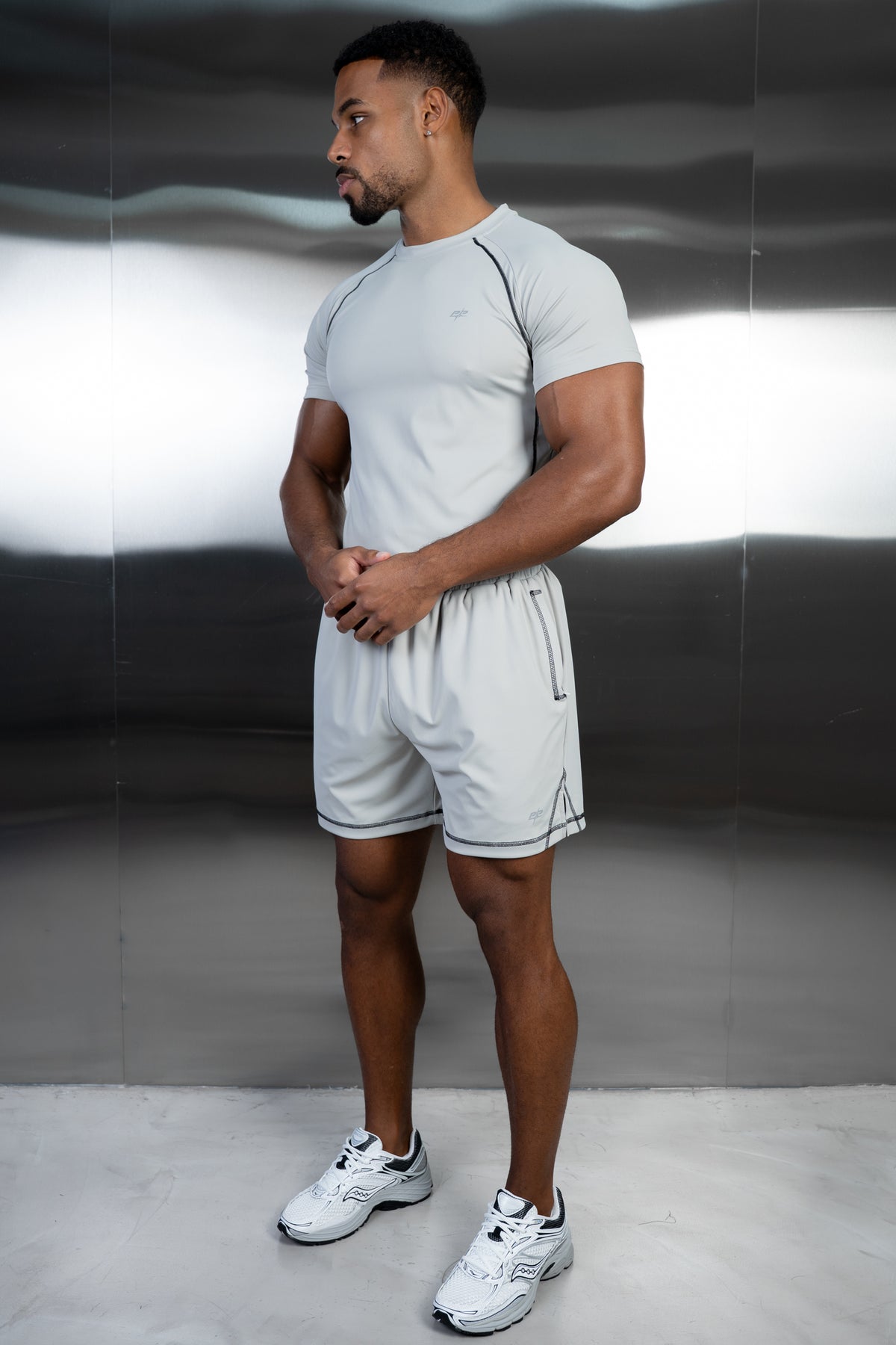 Contrast Stitch Training Short - Grey