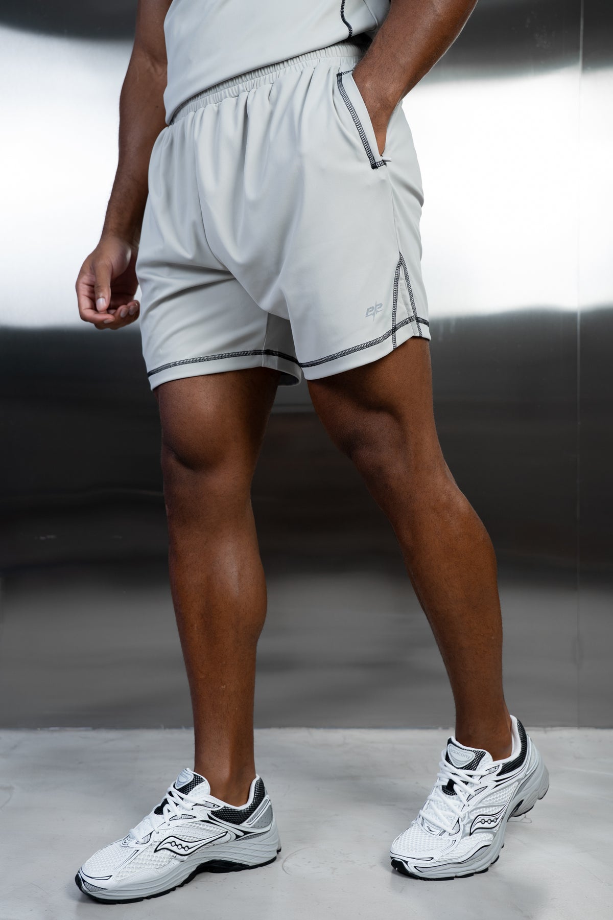 Contrast Stitch Training Short - Grey