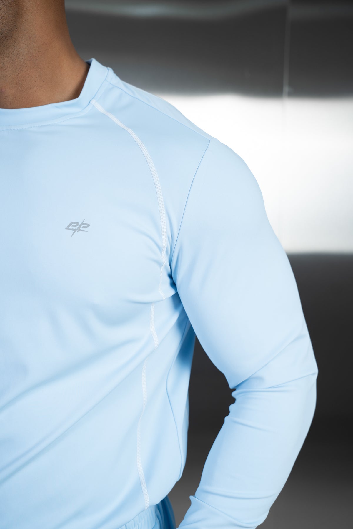 Contrast Stitch Long Sleeve Training T-Shirt - Light Blue