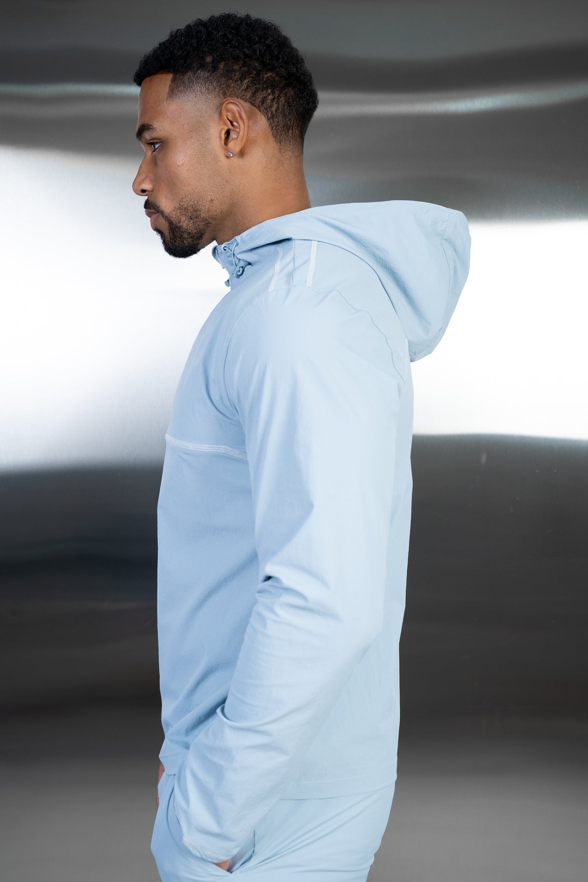 Contrast Stitch Quarter Zip Windbreaker - Light Blue