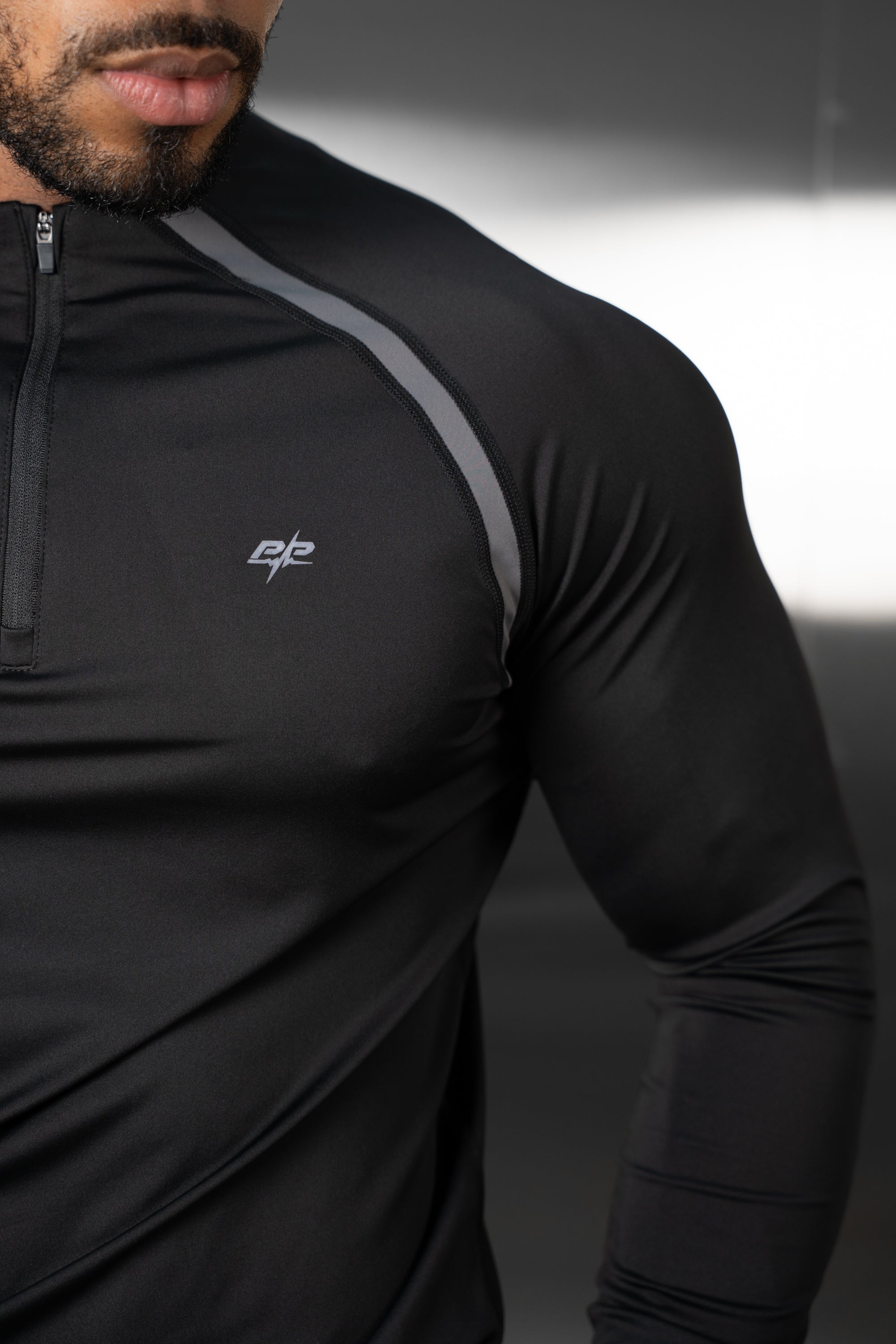 Vector Training Collarless Quarter Zip - Black