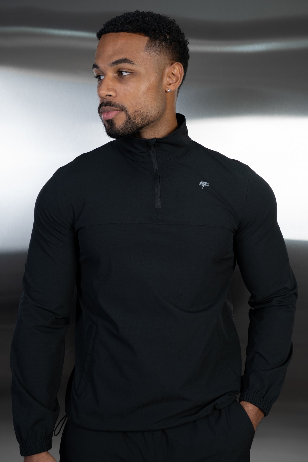 Destruct Track Quarter Zip Windbreaker - Black