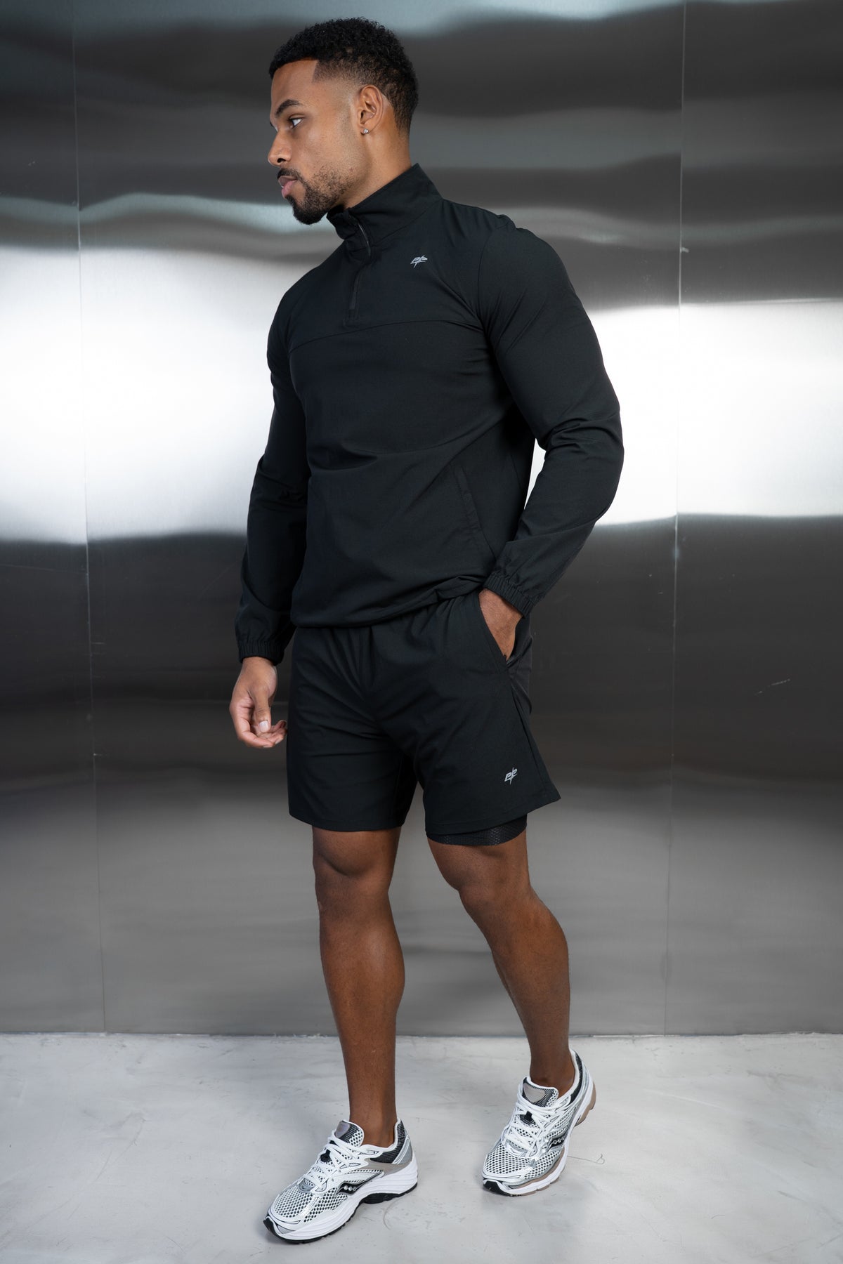 Destruct Track Quarter Zip Windbreaker - Black