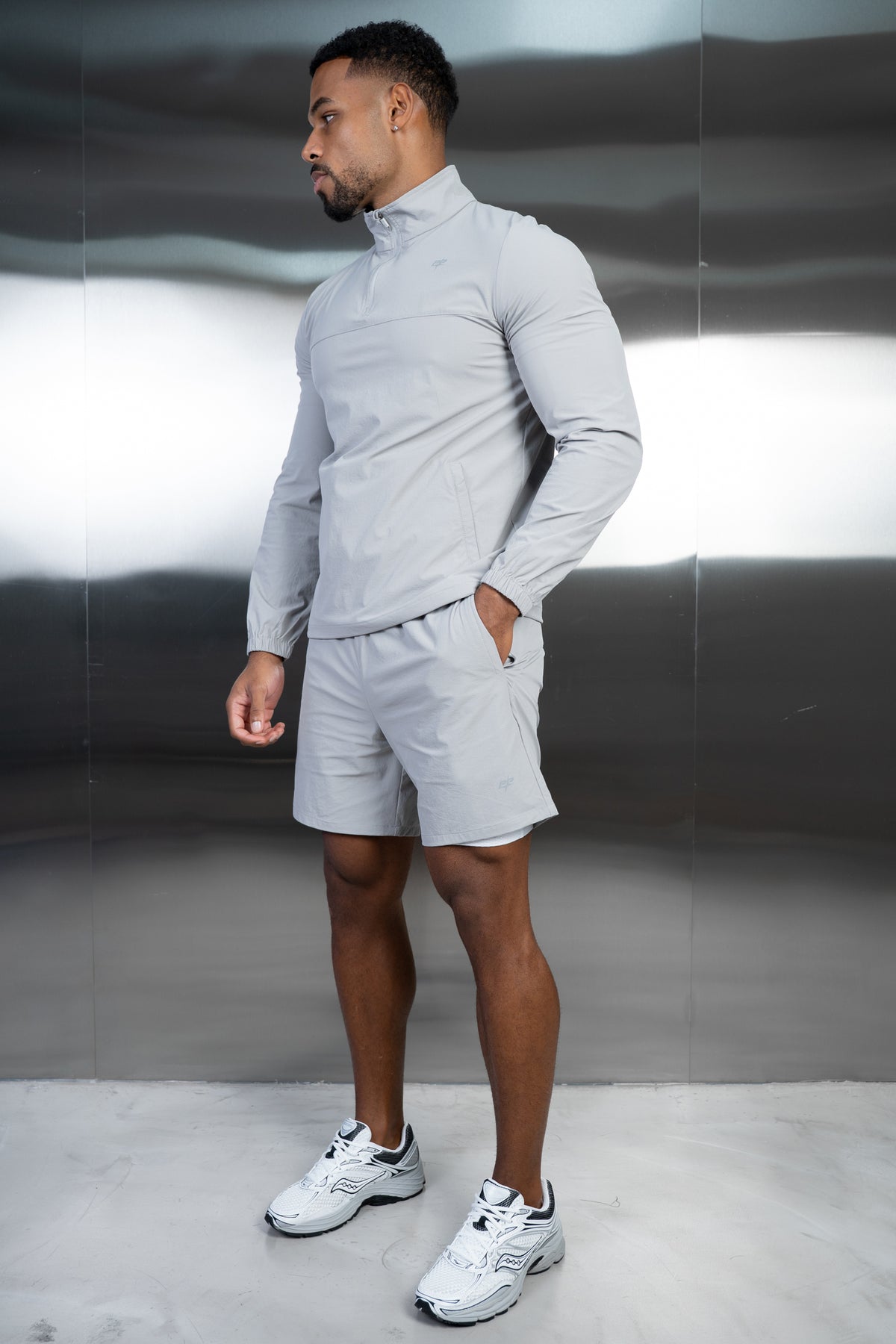 Destruct Track Quarter Zip Windbreaker - Grey