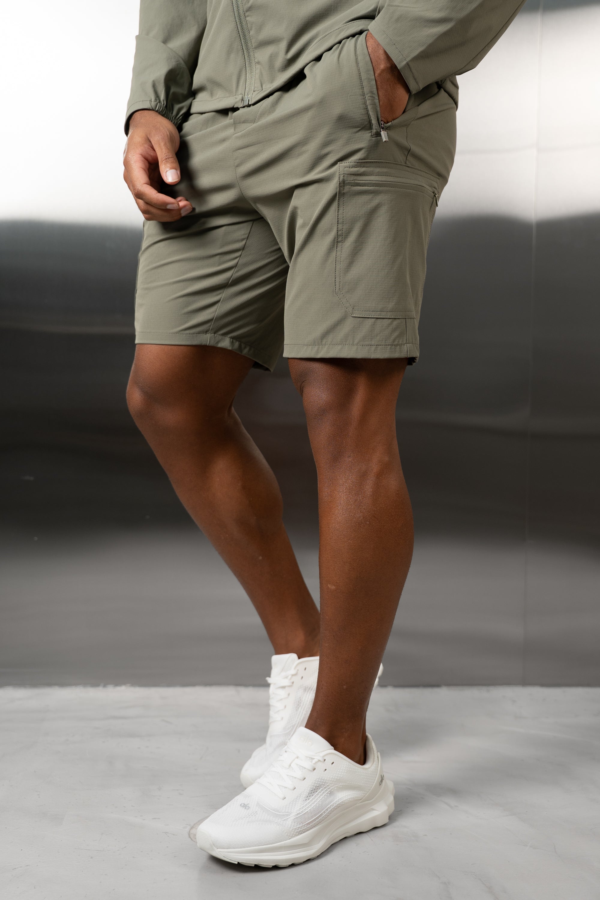 Hydra Technical Jacket - Taupe
