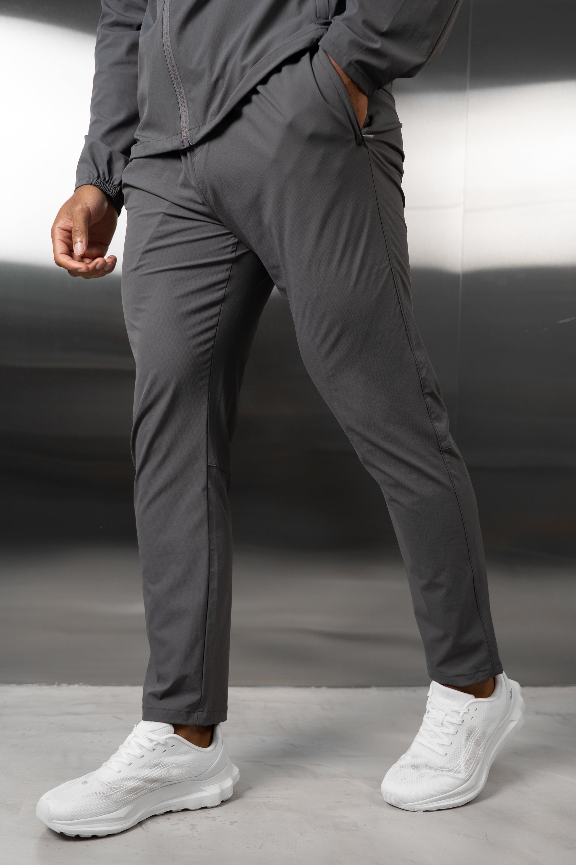 Hydra Technical Bottoms - Charcoal