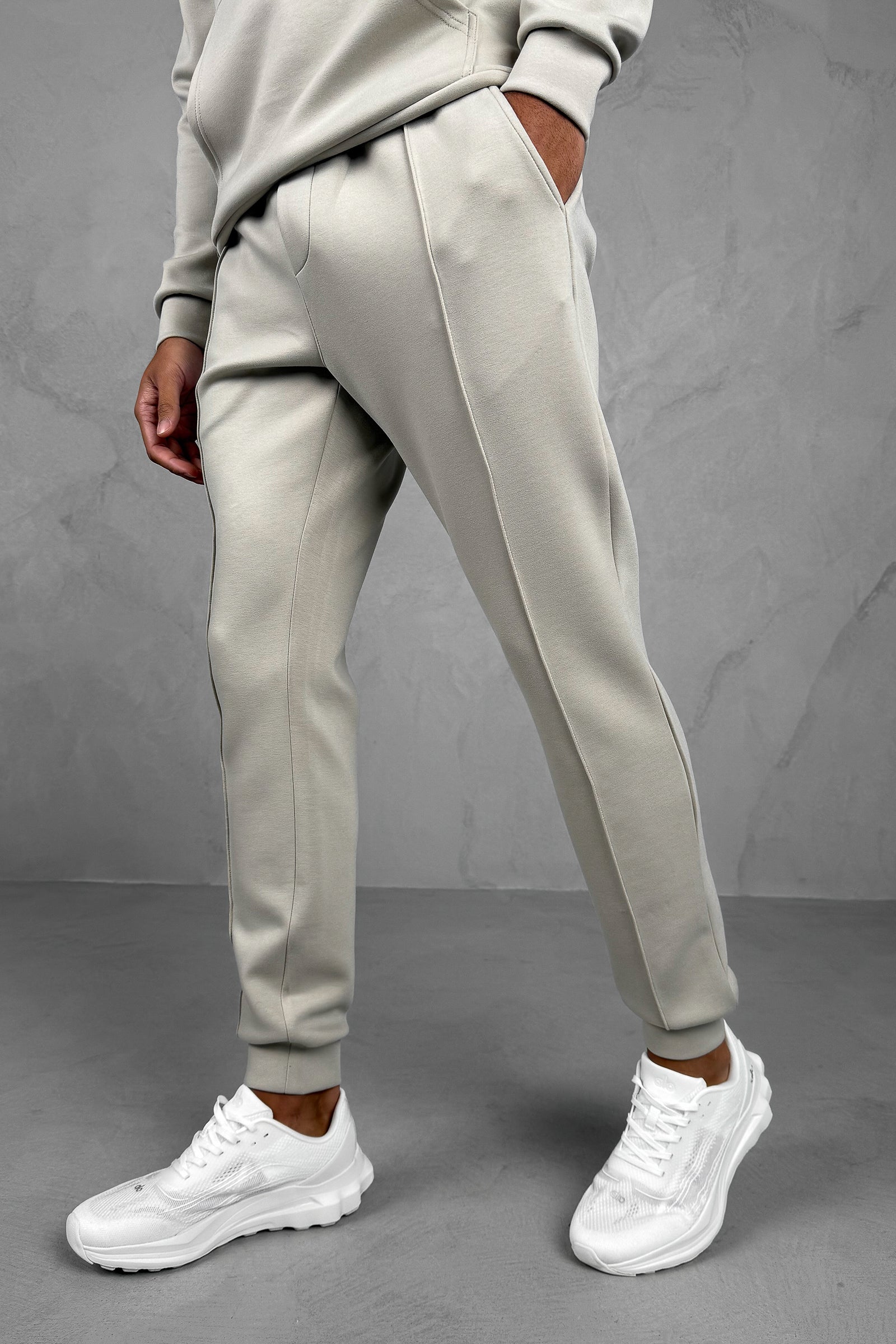 Everyday Scuba Jogger - Taupe