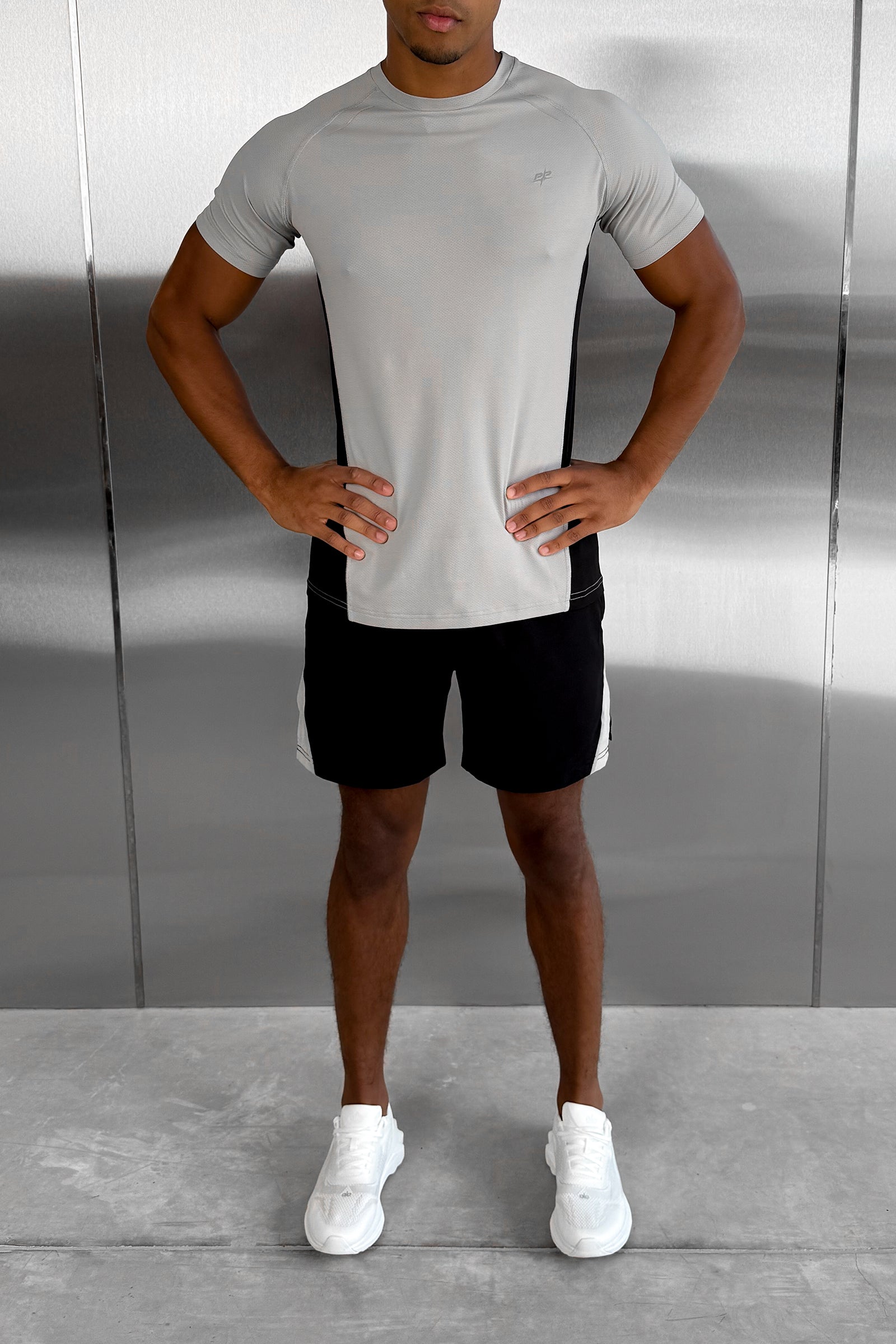 Synergy Training T-Shirt - Grey/Black